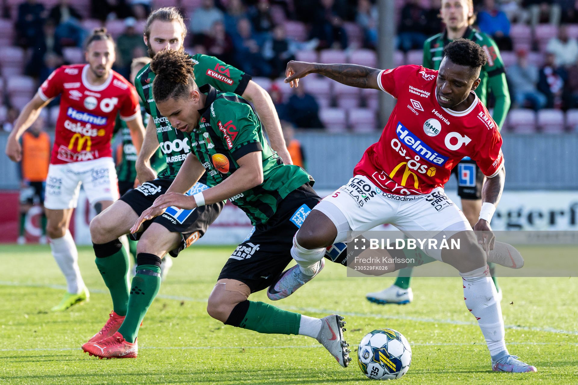 Varbergs Maxime Anne Marie Sainte och Degerfors Joseph -