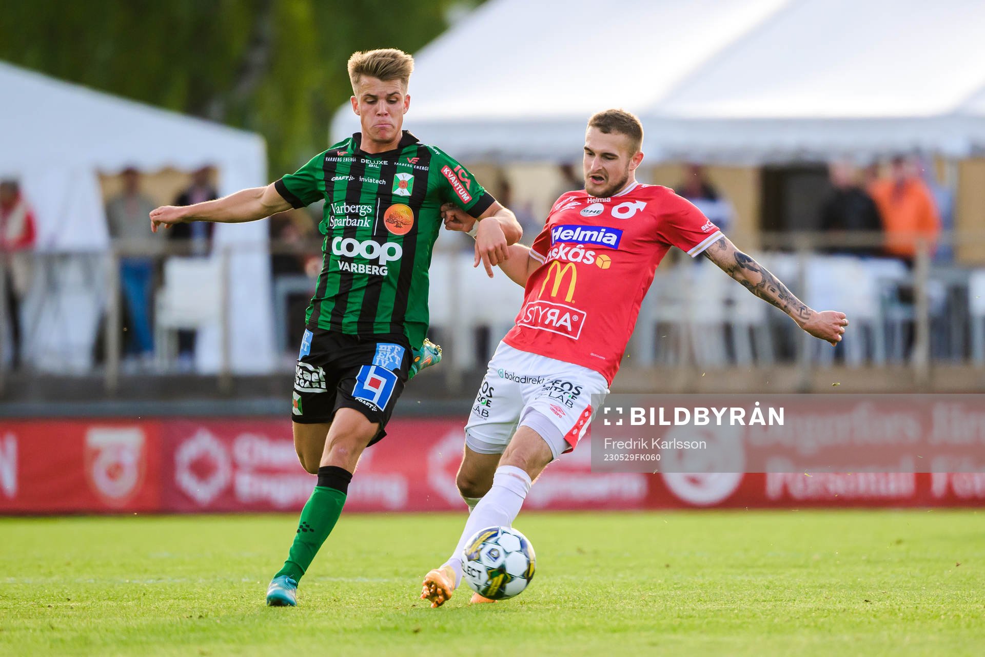 Varbergs Victor Karlsson och Degerfors Christos Gravius