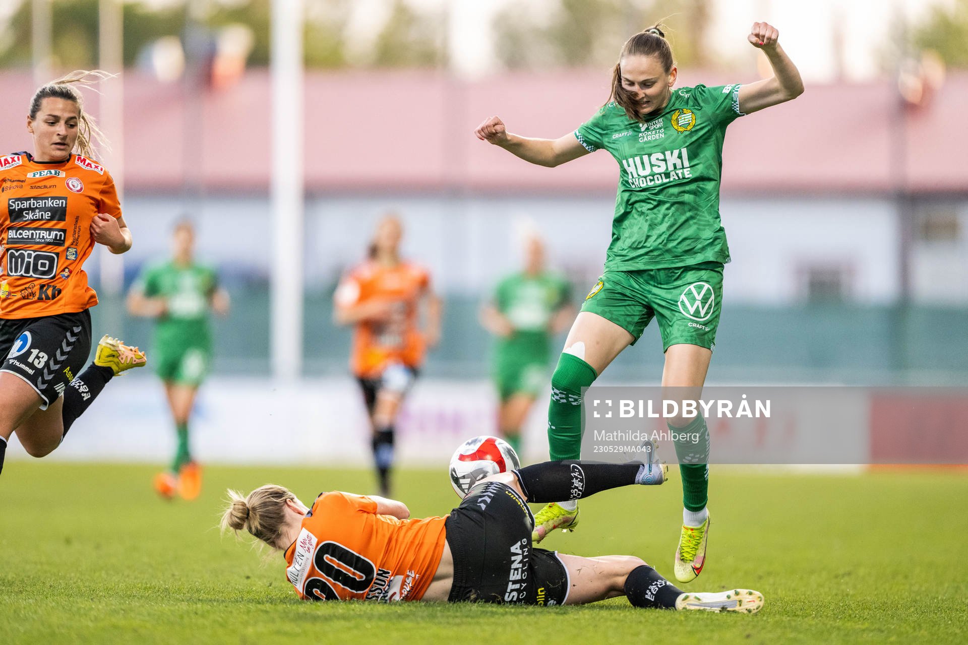 Kristianstads Mia Carlsson och Hammarbys Vilde Hasund