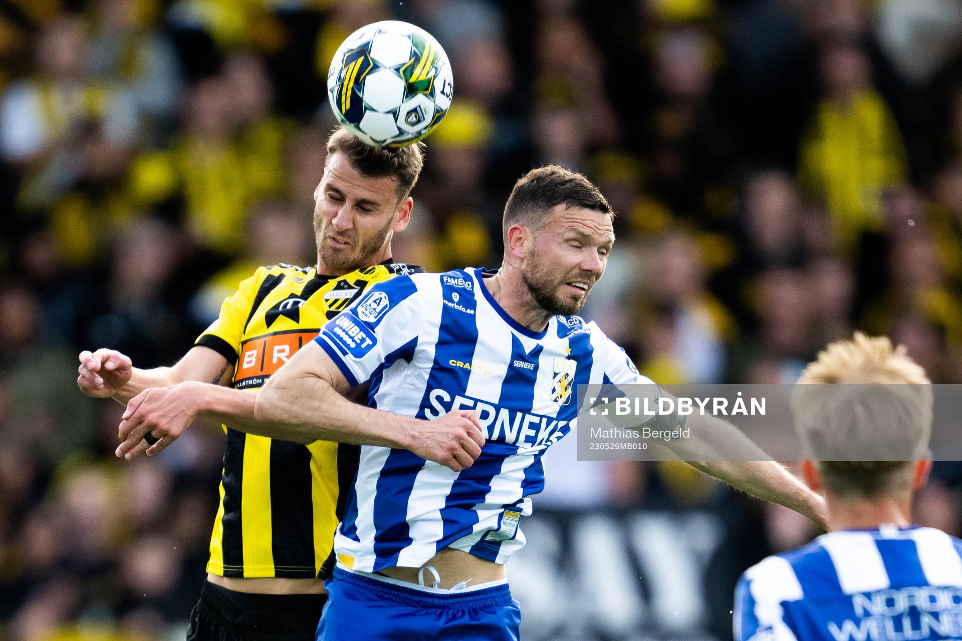 Häckens Johan Hammar och IFK Göteborgs Marcus Berg