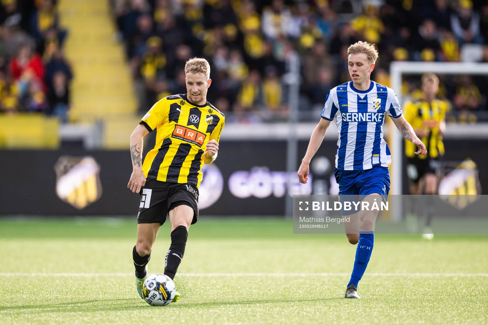 Häckens Samuel Gustafson och IFK Göteborgs Elias Hagen