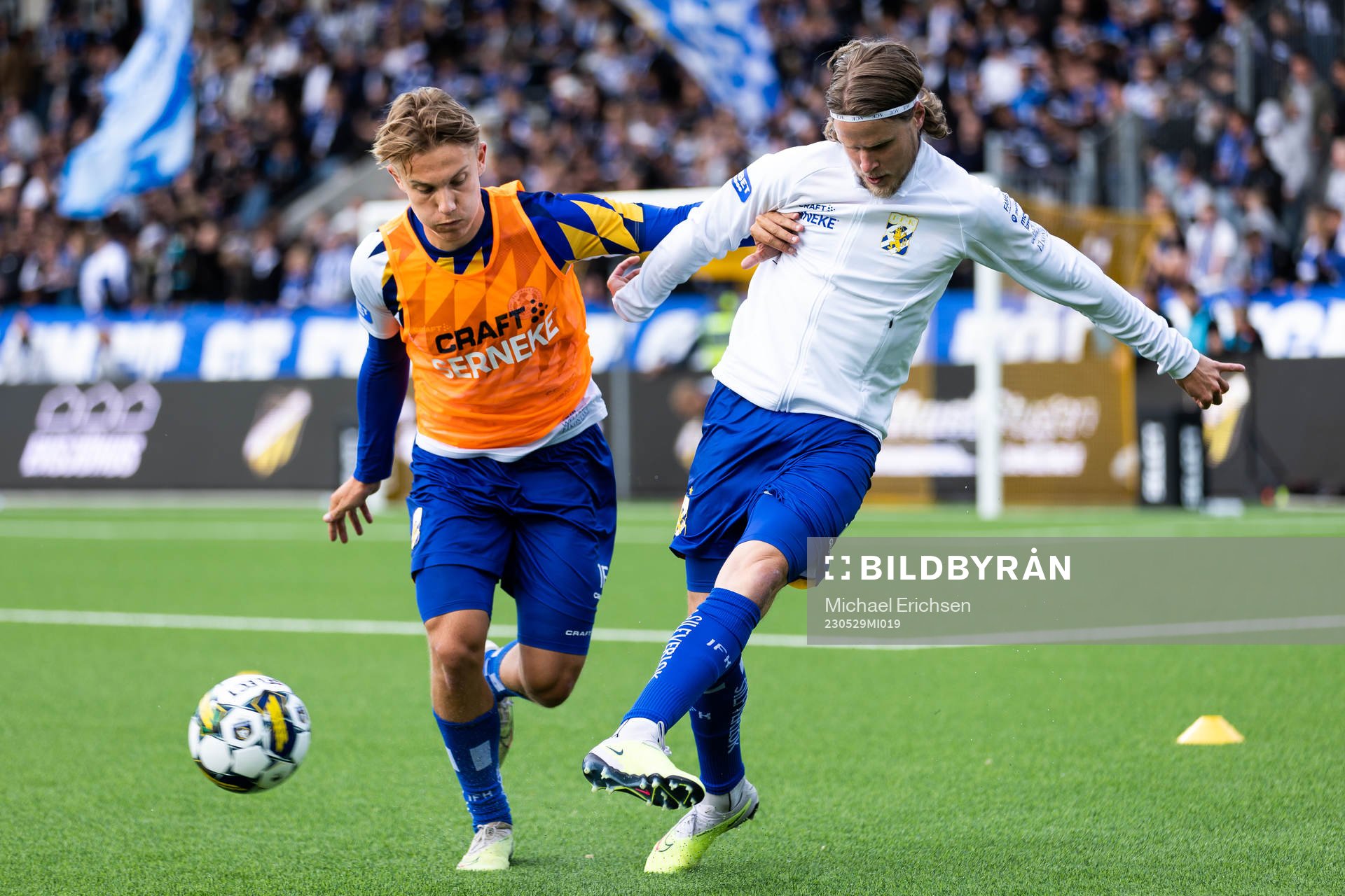IFK Göteborgs Anders Trondsen och Gustaf Norlin värmer upp