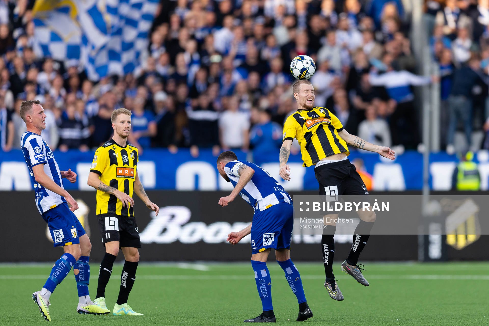 IFK Göteborgs Adam Carlén och Marcus Berg mot Häckens