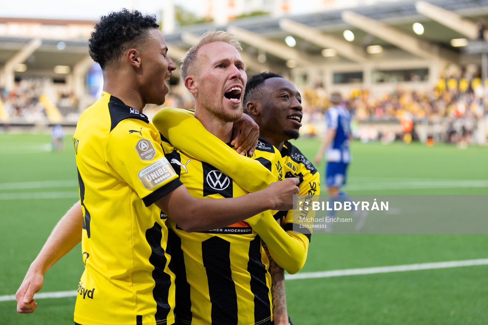 Häckens Mikkel Rygaard Jensen jublar