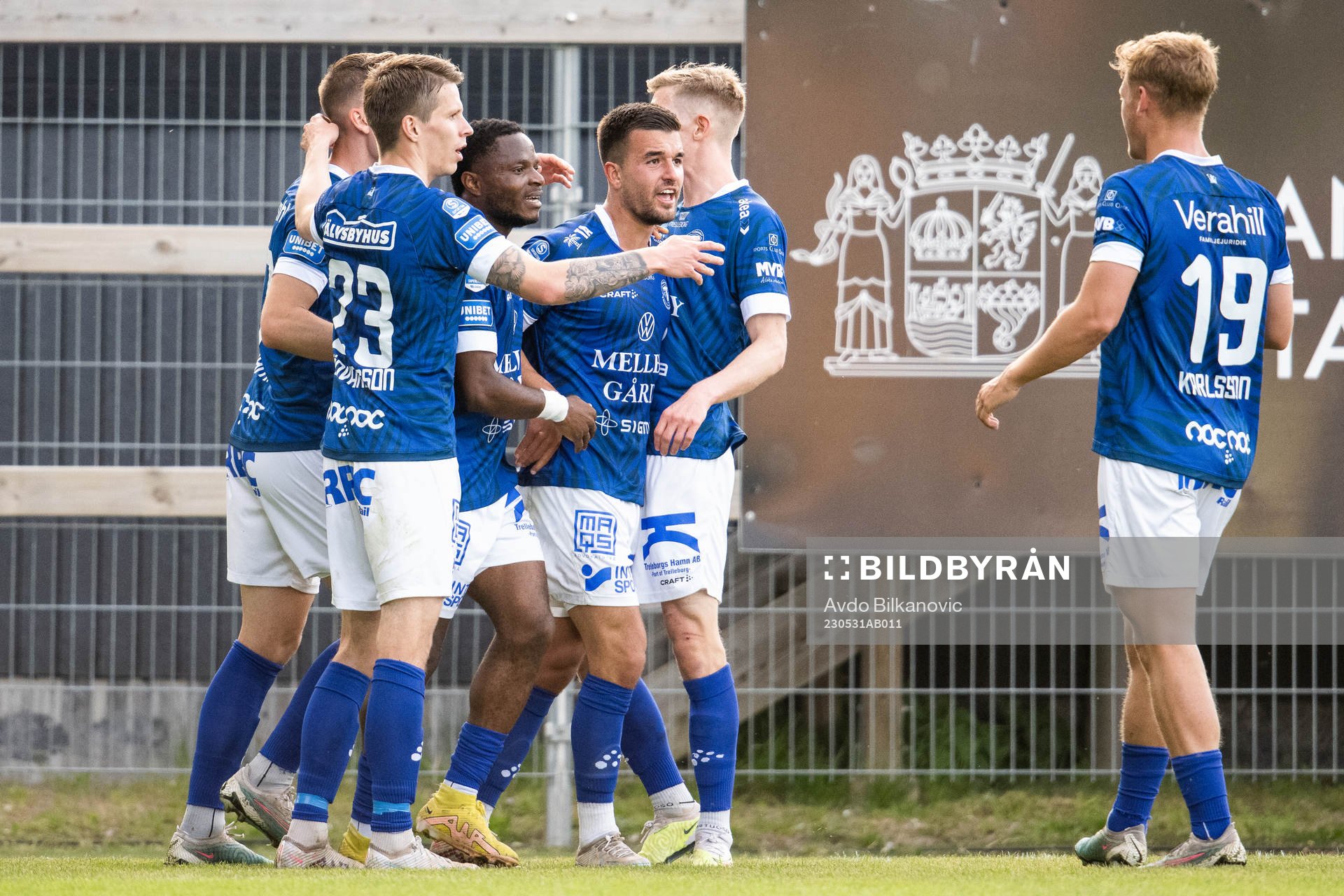 Trelleborgs Haris Brkic jublar efter 0-1 målet under fotbollsmatchen i Superettan mellan Landskrona och Trelleborg den 31 maj 2023 i Landskrona.