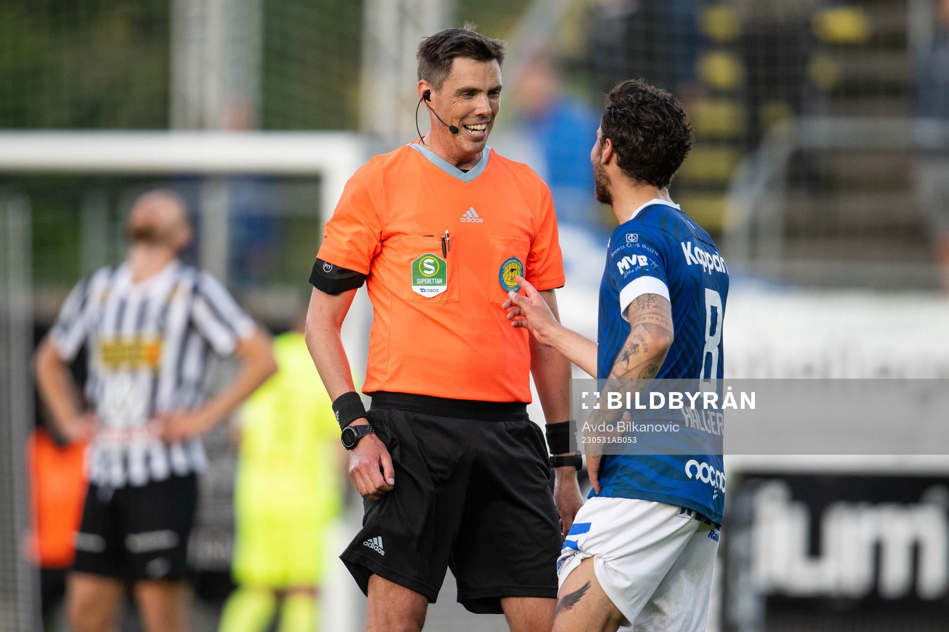 Domare Magnus Lindgren och Trelleborgs Herman Hallberg