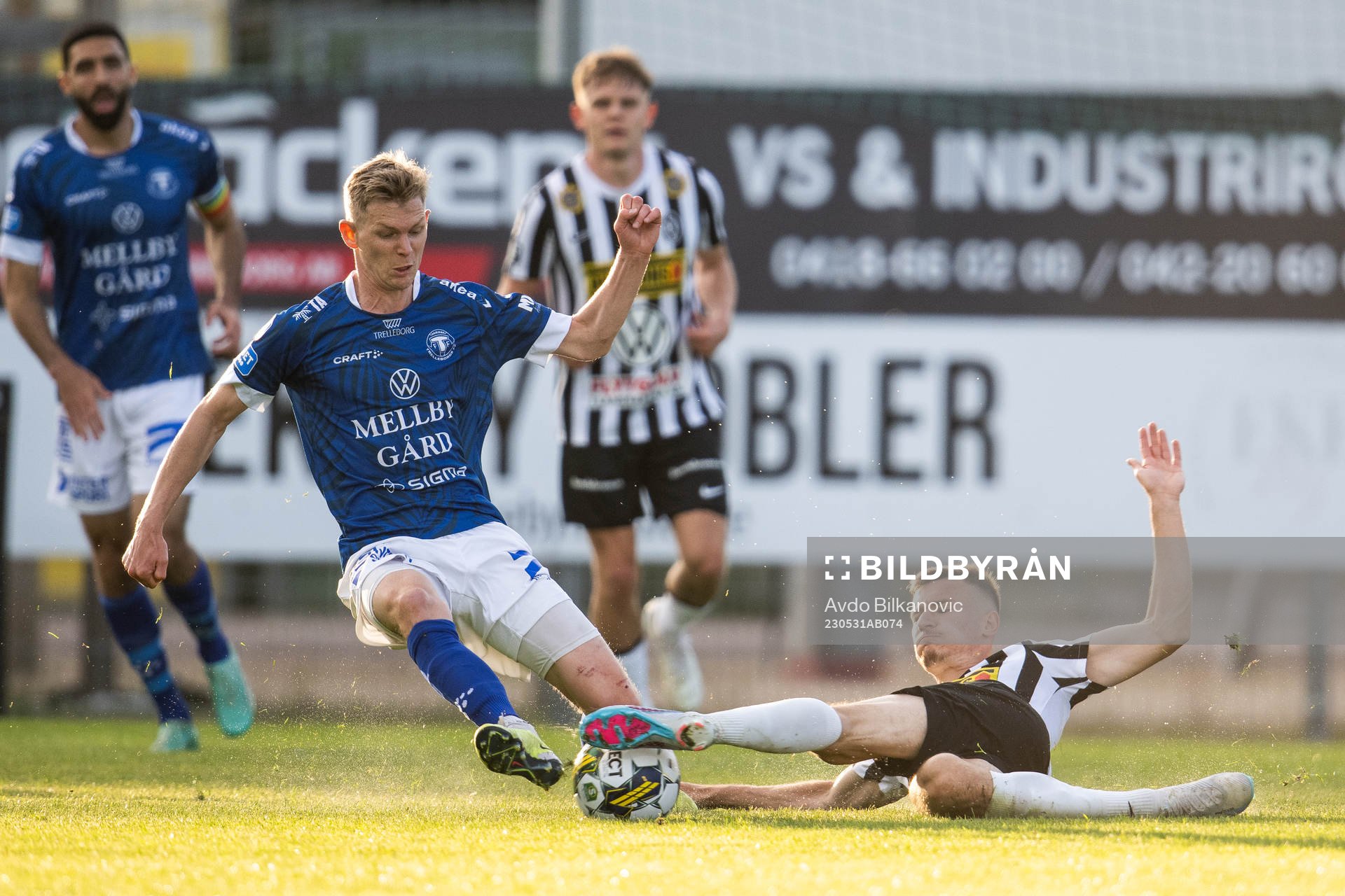Landskronas Robin Dzabic och Trelleborgs Fritiof Björken