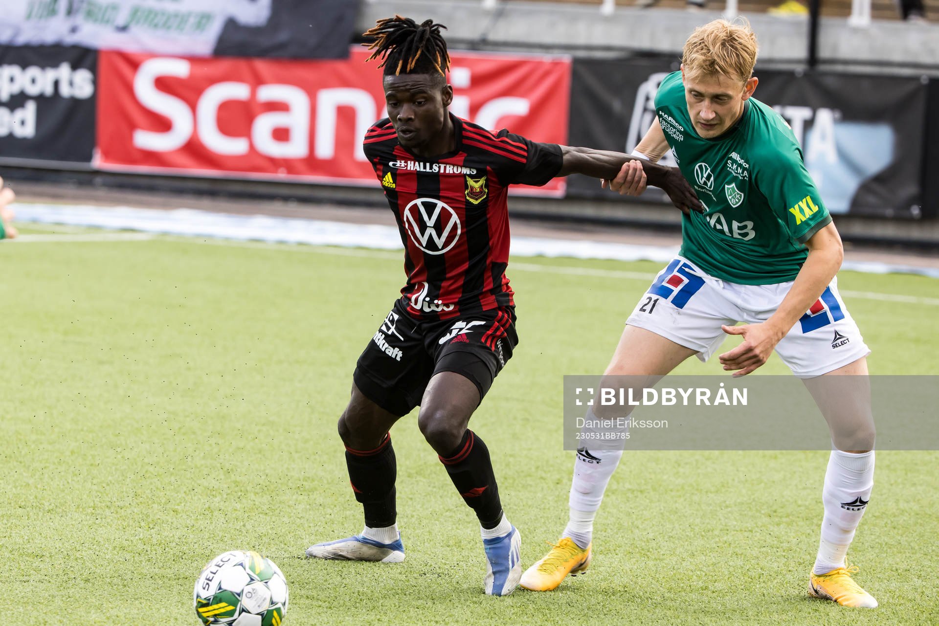 Östersunds Yannick Armel Assiedou Adjoumani och Brages