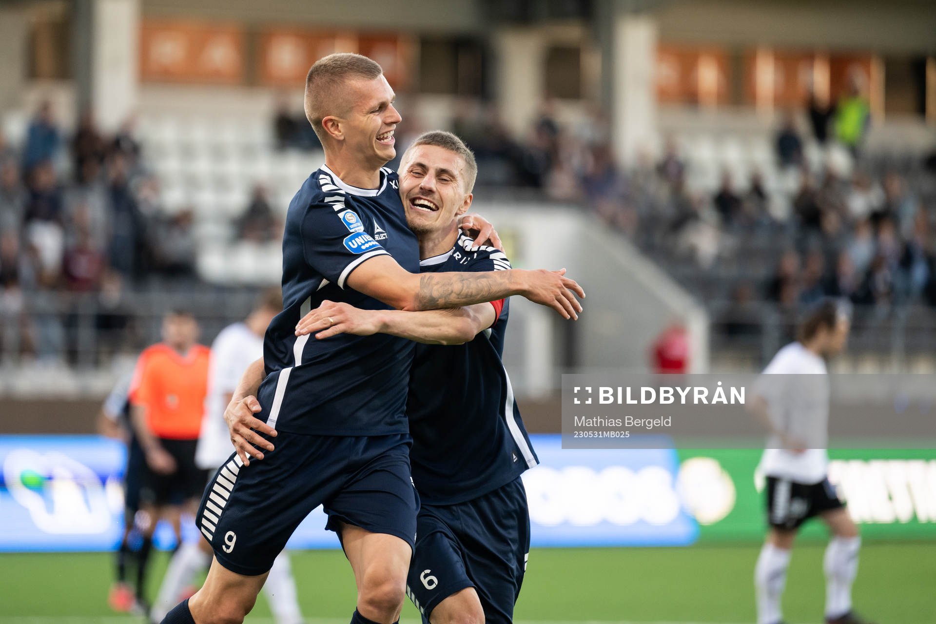 Utsiktens Lucas Hedlund jublar