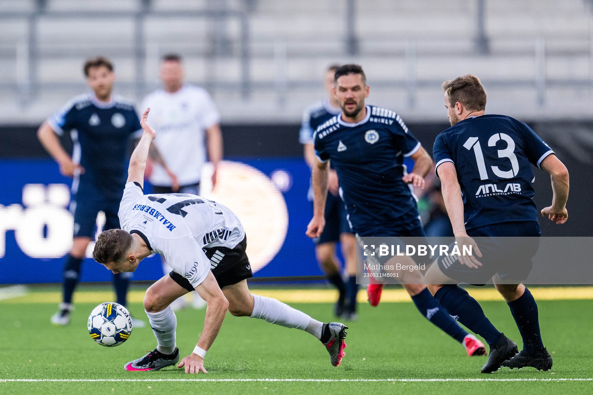 Örebros Jake Larsson och Utsiktens Erik Gunnarsson