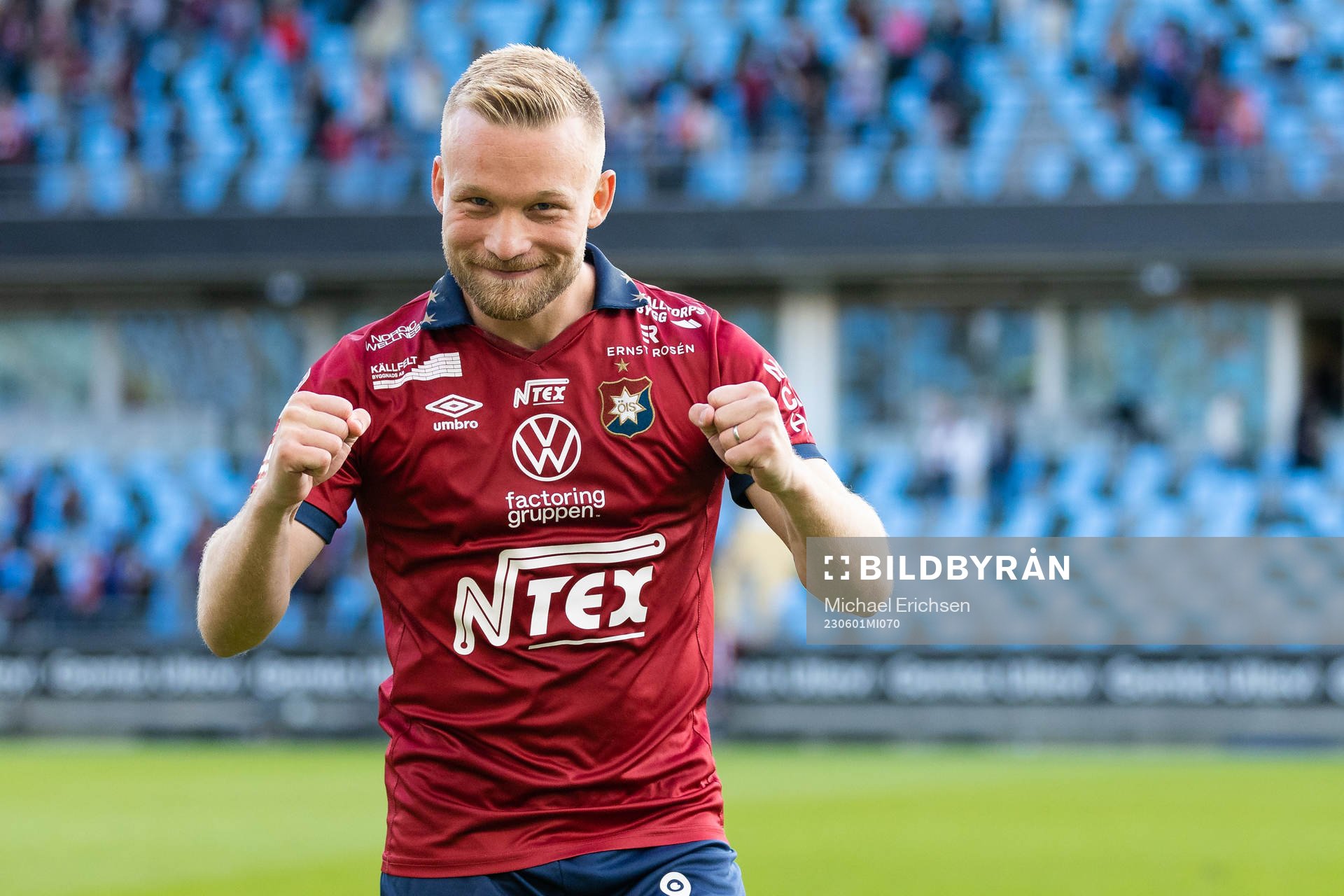Örgrytes Nicklas Bärkroth jublar