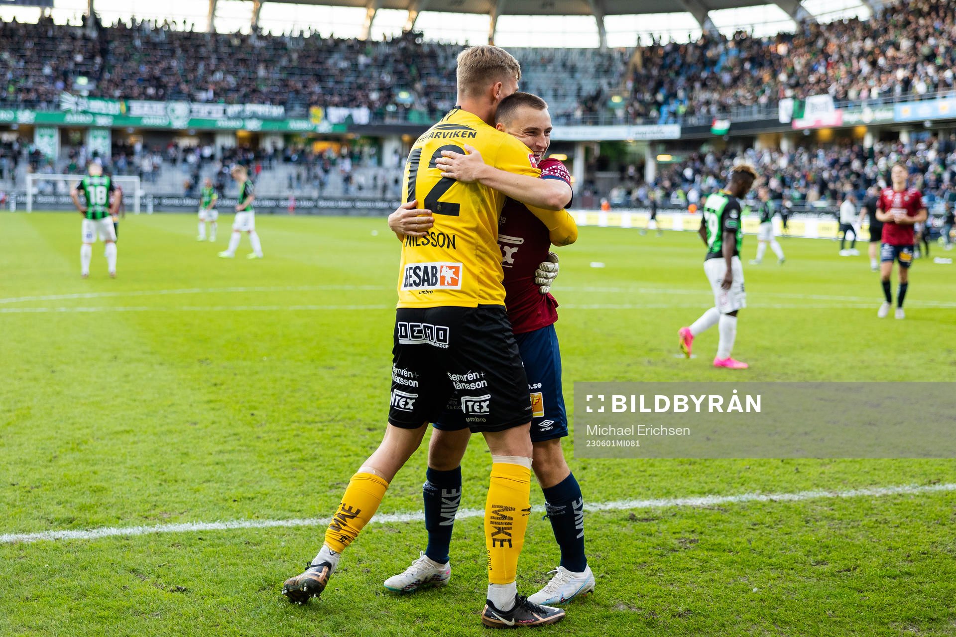 Örgrytes målvakt Mathias Nilsson och William Svensson