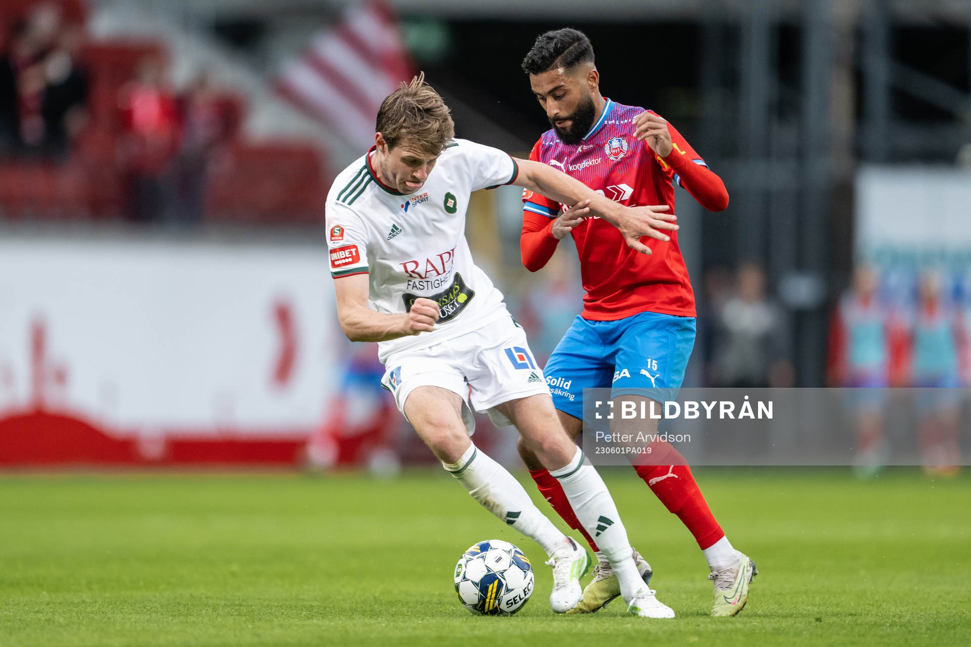 Skövde AIKs Mikael Mörk och Helsingborgs Amin Al-Hamawi