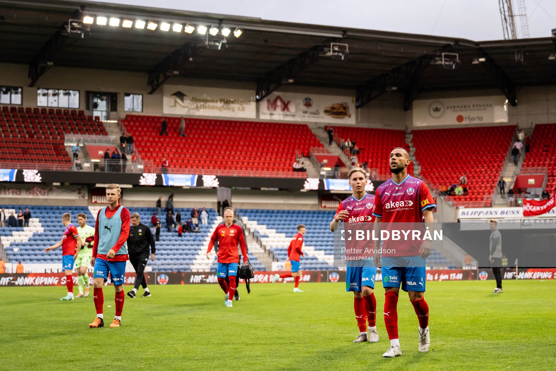 Helsingborgs Simon Bengtsson och Sumar Almadjed deppar