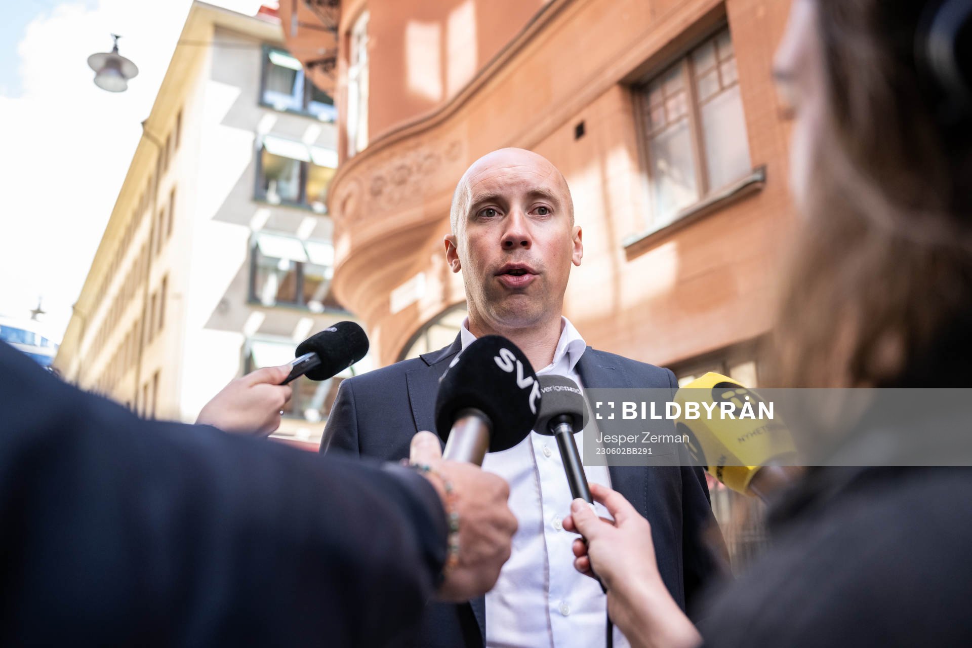 Simon Åström, ordförande i Svensk elitfotboll, under en pressträff efter ett möte mellan representater från regeringen, Svenska fotbollsförbundet, Riksidrottsförbundet och Föreningen Svensk Elitfotboll den 2 juni 2023 i Stockholm.