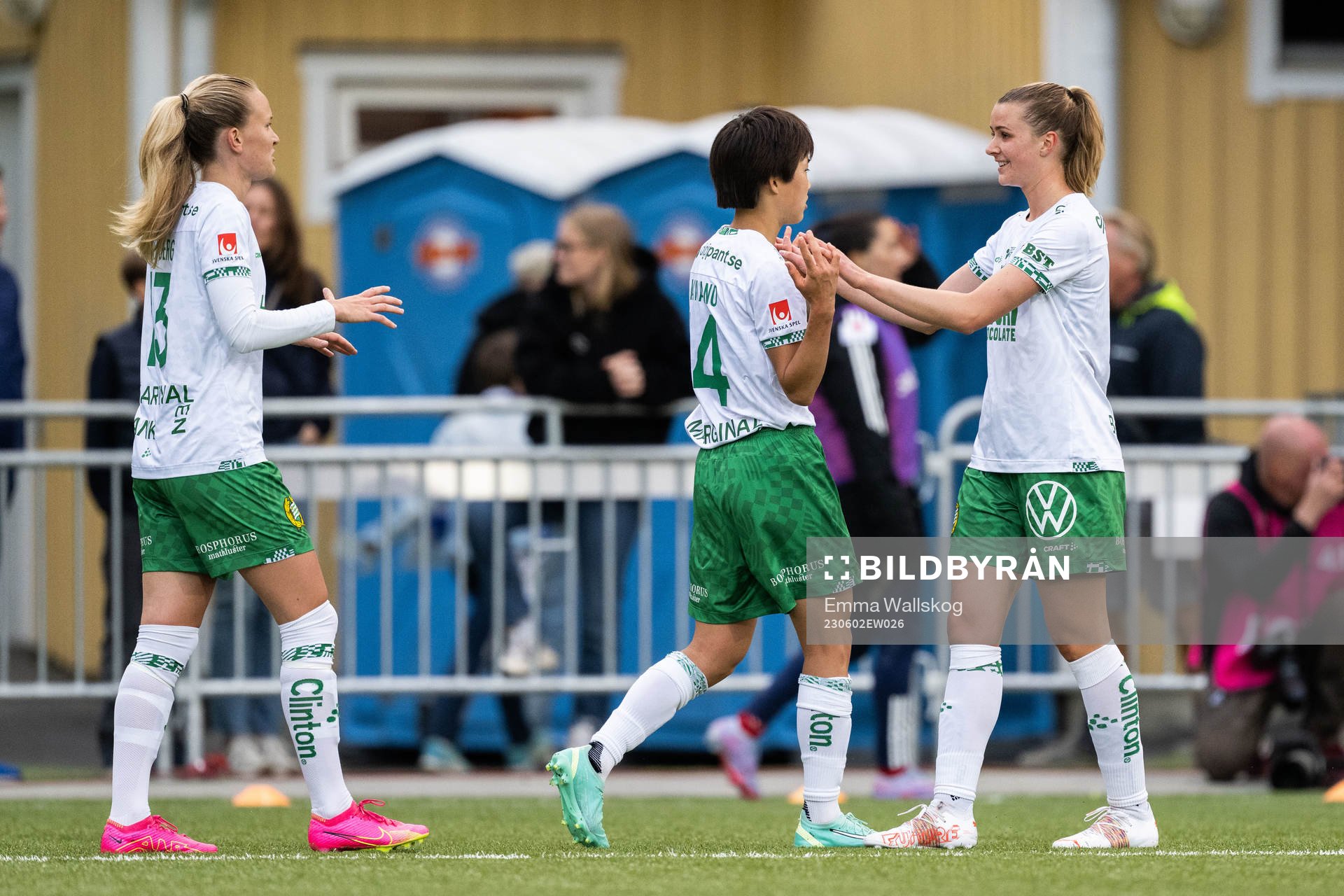 Hammarbys Matilda Vinberg, Maika Hamano och Thea Sørbo