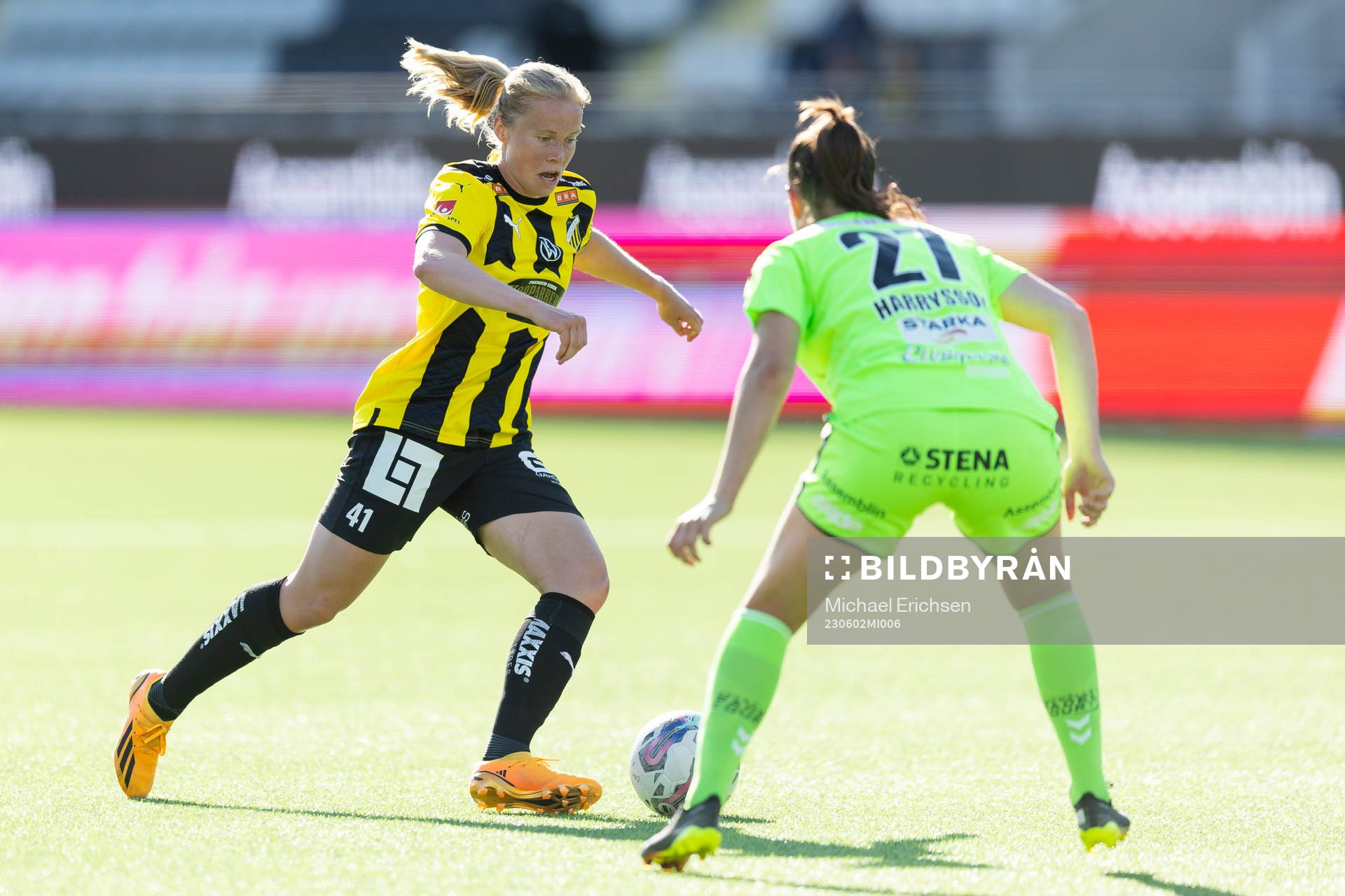 Häckens Julie Blakstad