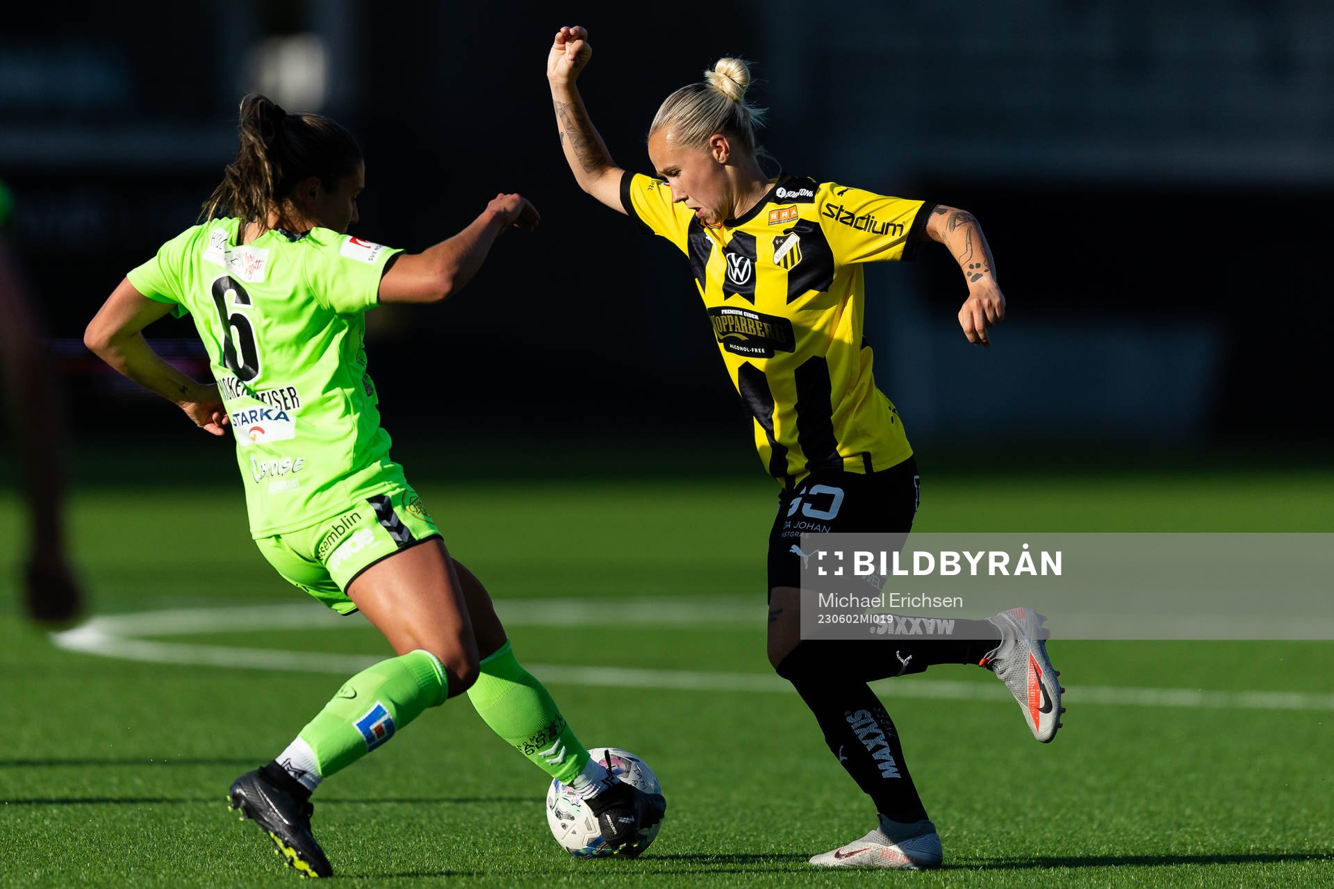 Kristianstads Carly Wickenheiser och Häckens Marika