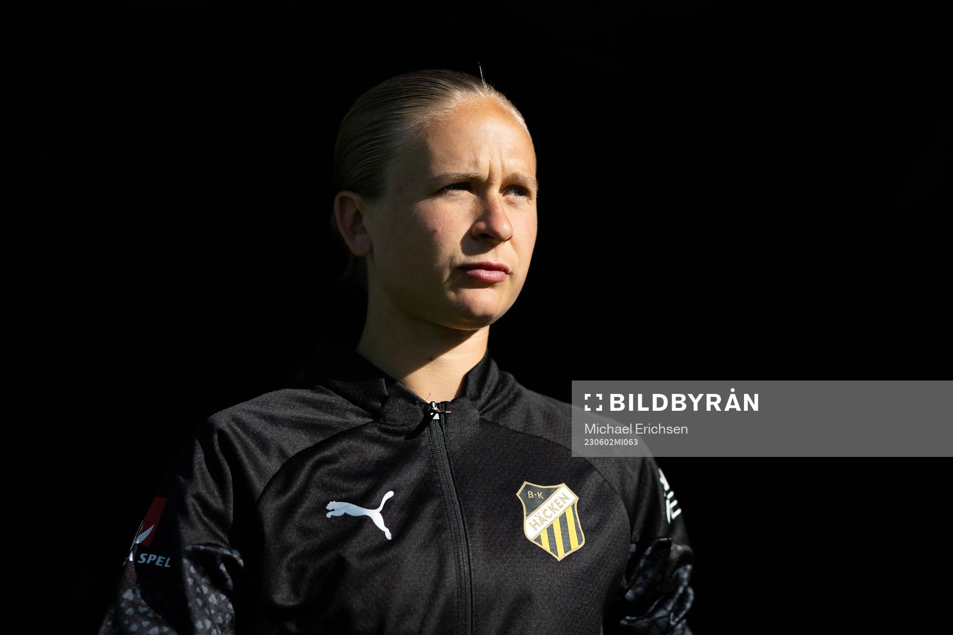 Häckens Filippa Curmark innan fotbollsmatchen i