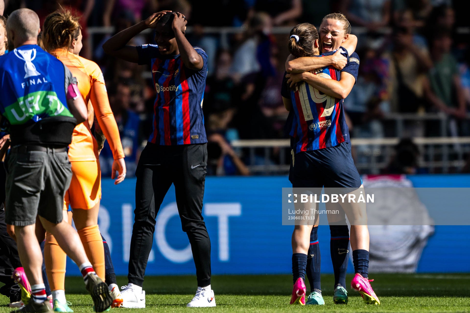 Fridolina Rolfö of Barcelona celebrates