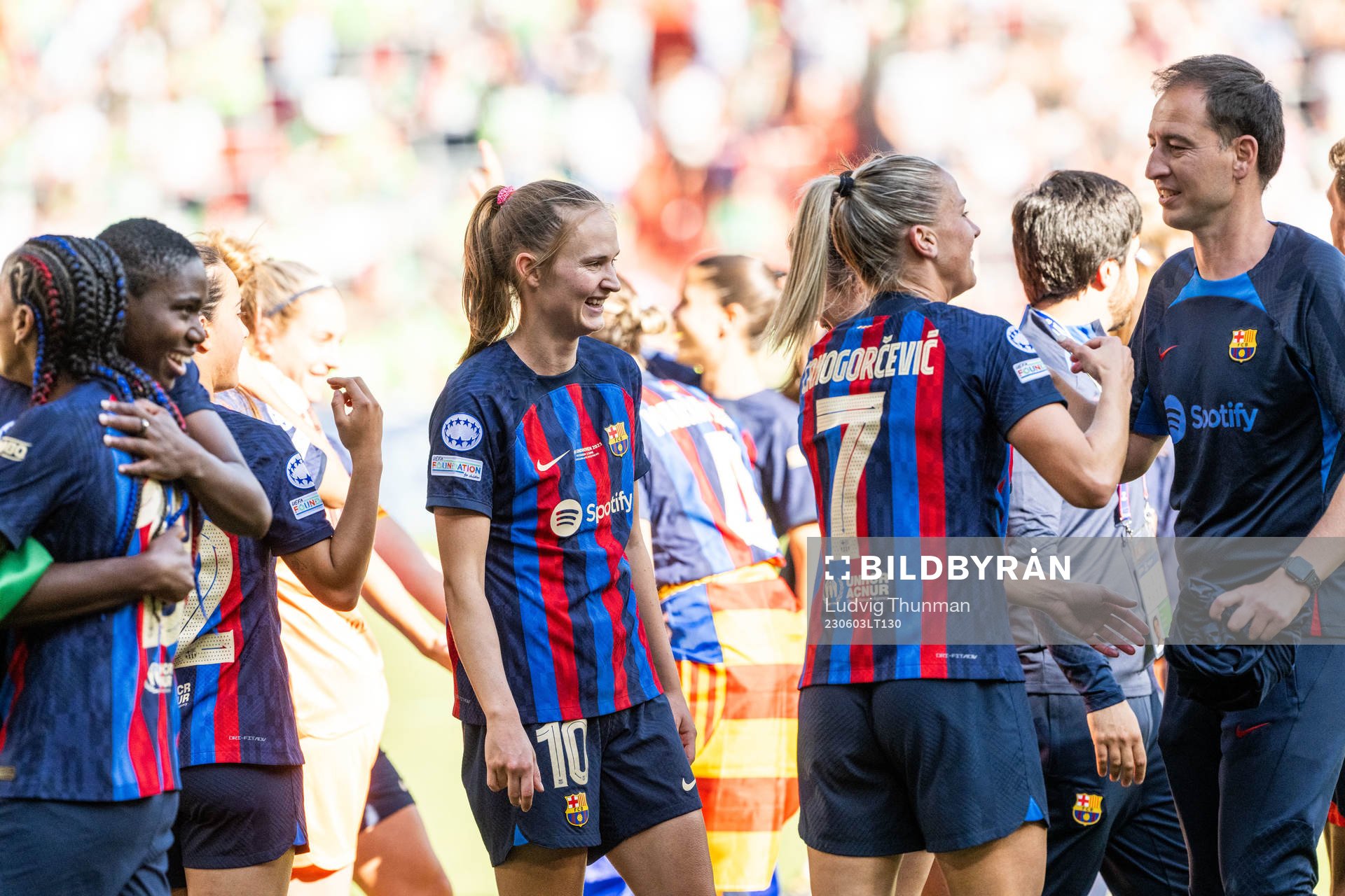 Caroline Graham Hansen of Barcelona celebrates