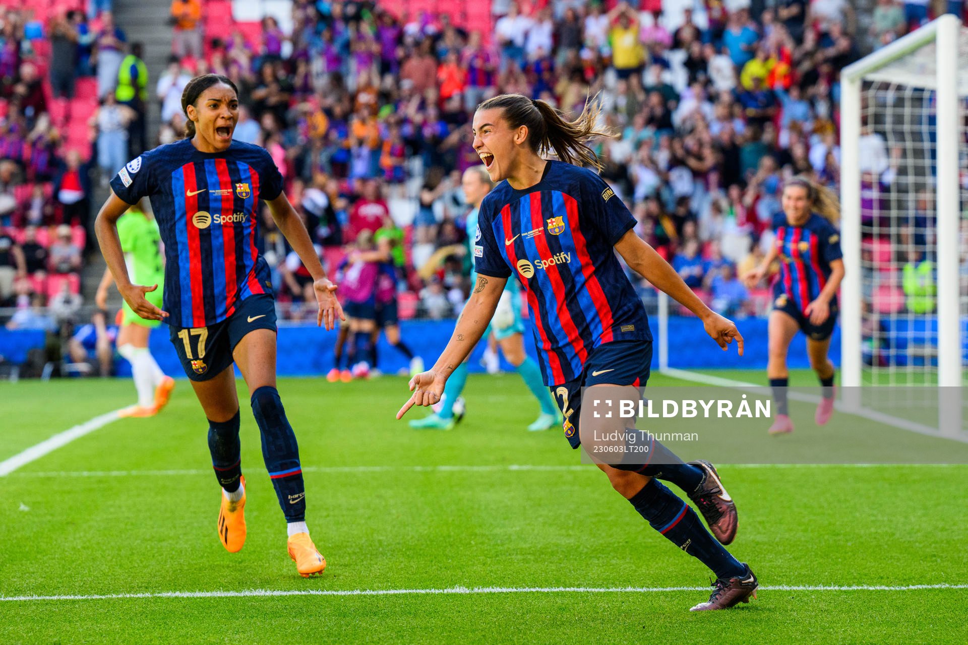 Patri Guijarro of Barcelona celebrates scoring 2-2