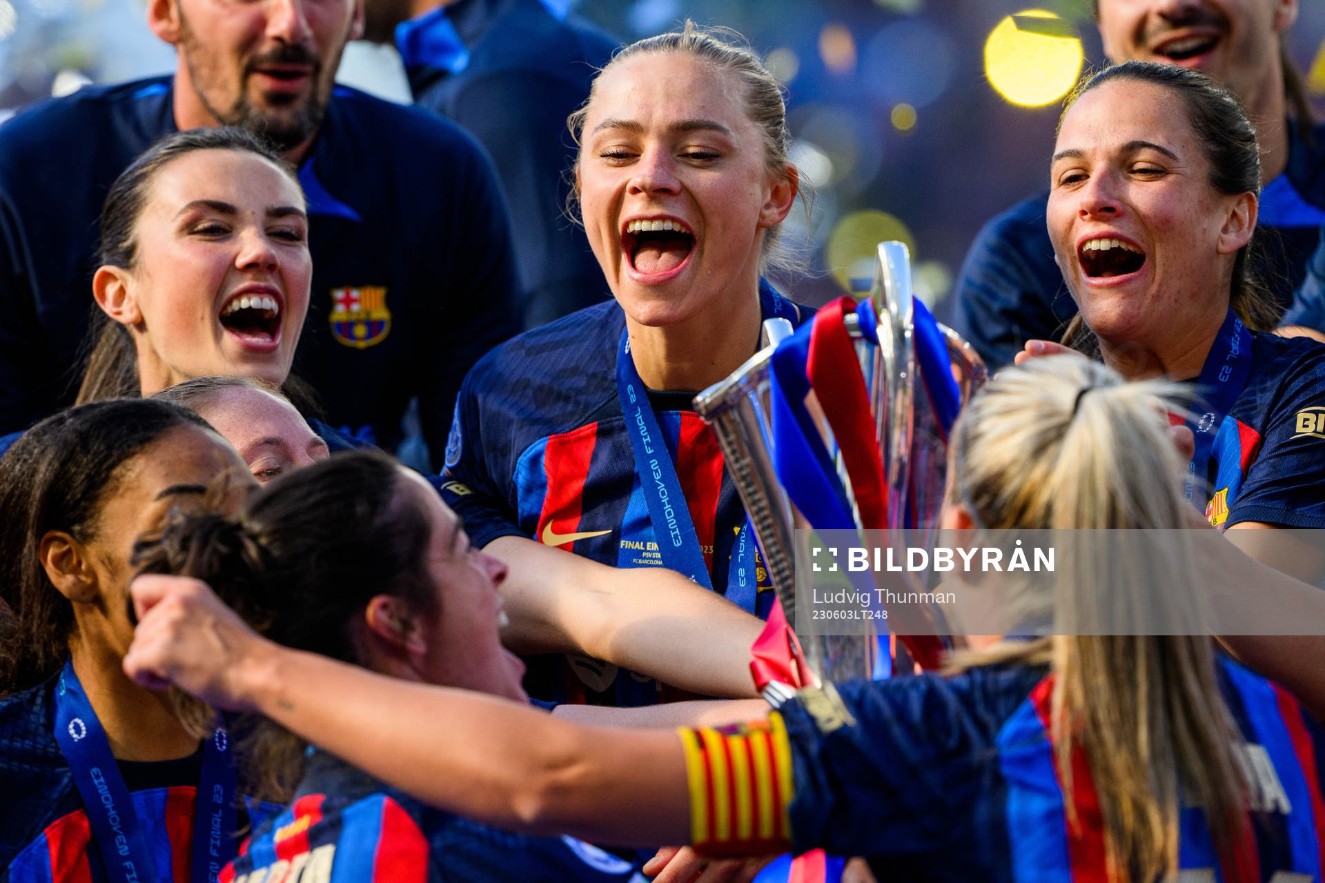 Ingrid Syrstad Engen and Fridolina Rolfö of Barcelona
