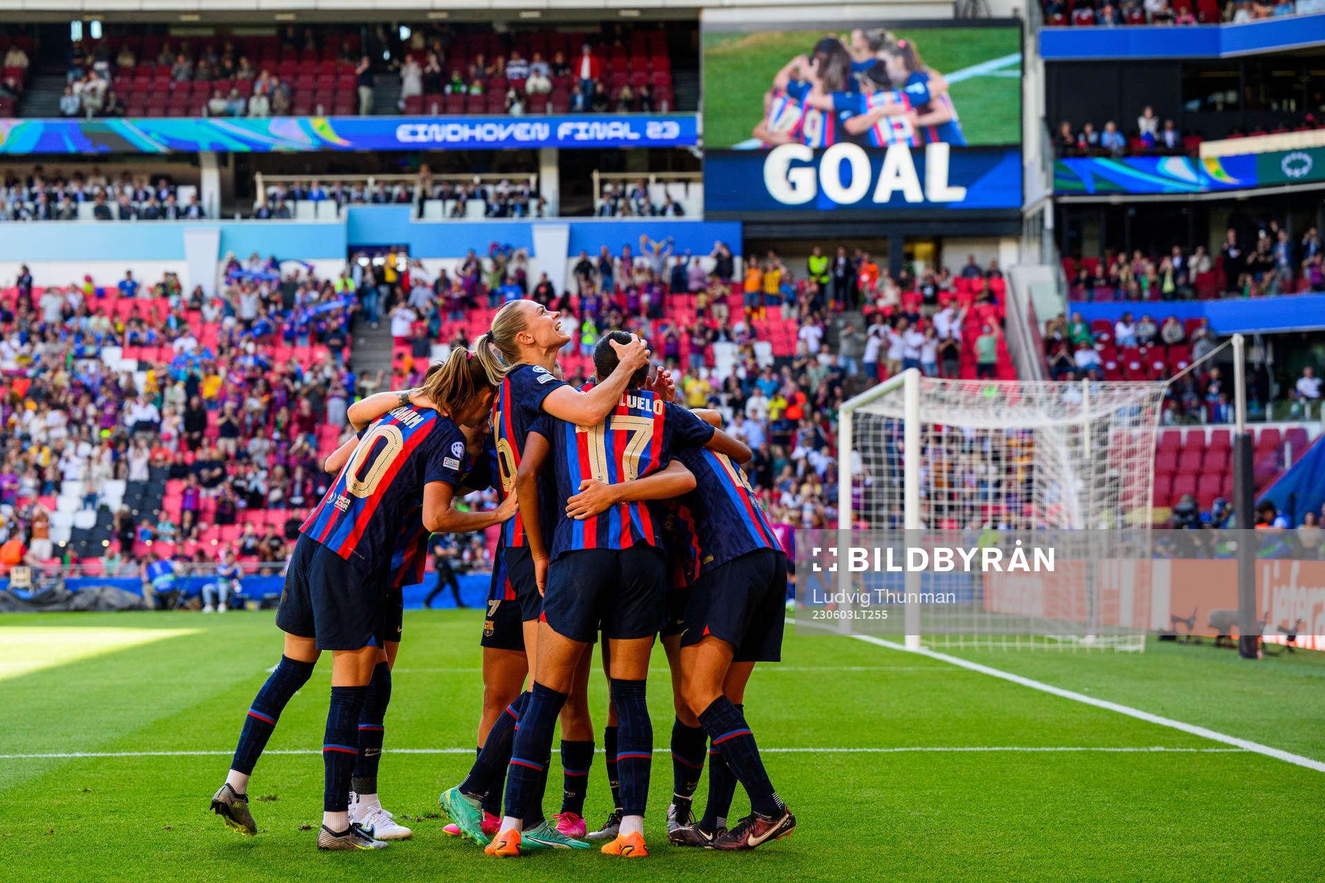 Patri Guijarro celebrate with Fridolina Rolfö and her teammates of Barcelona after scoring 2-2 during the UEFA Women's Champions League final match between Barcelona and Wolfsburg on June 3, 2023 in Eindhoven.