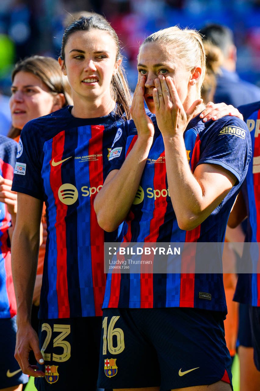Ingrid Syrstad Engen and Fridolina Rolfö of Barcelona