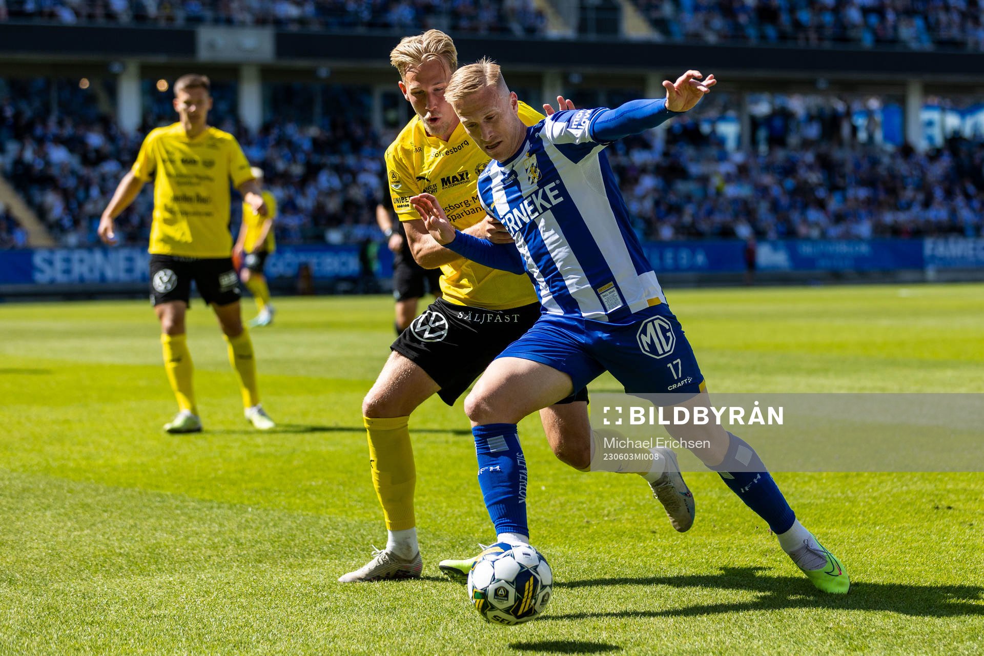 Mjällbys Herman Johansson och IFK Göteborgs Oscar Wendt