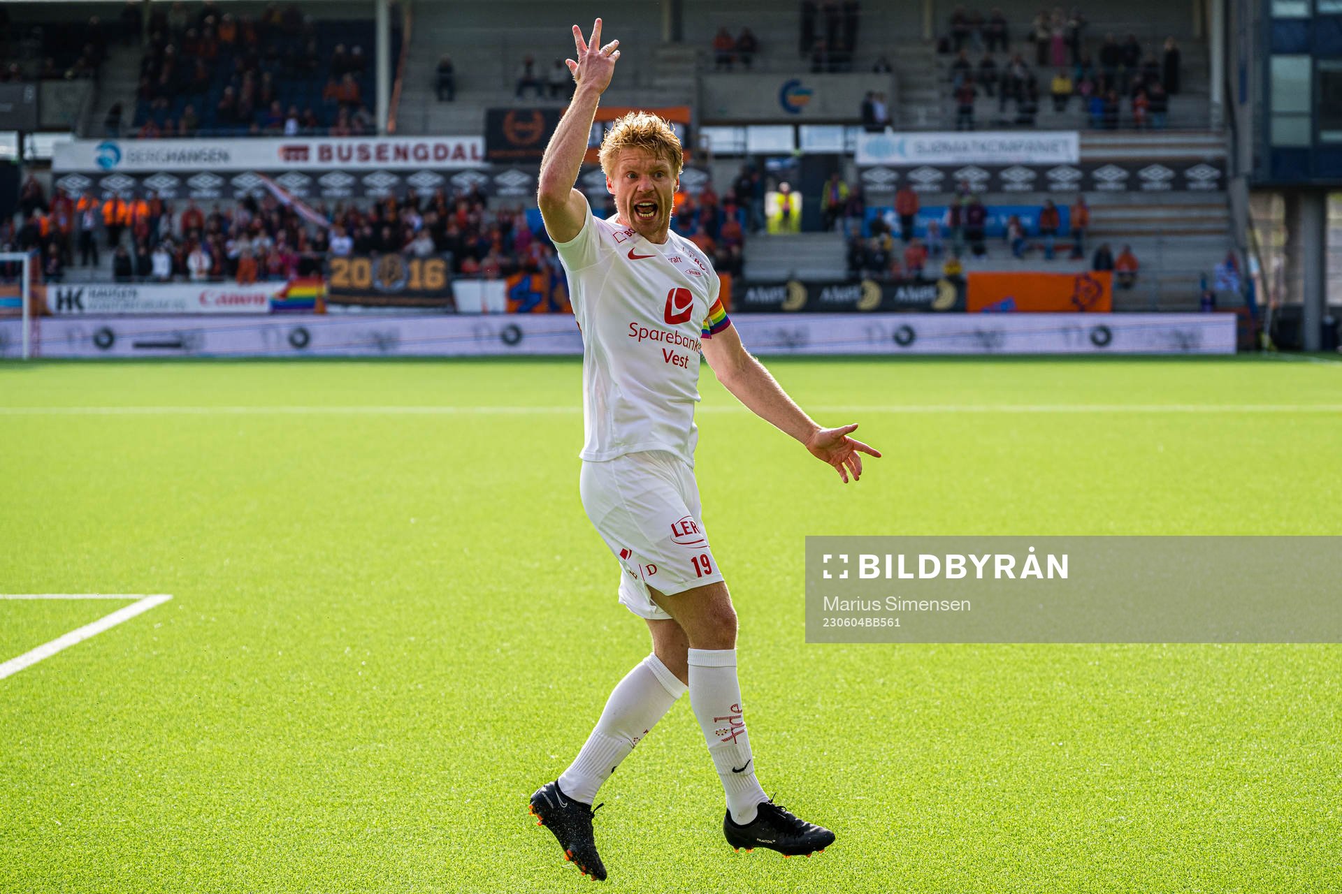 Sivert Heltne Nilsen of Brann celebrates