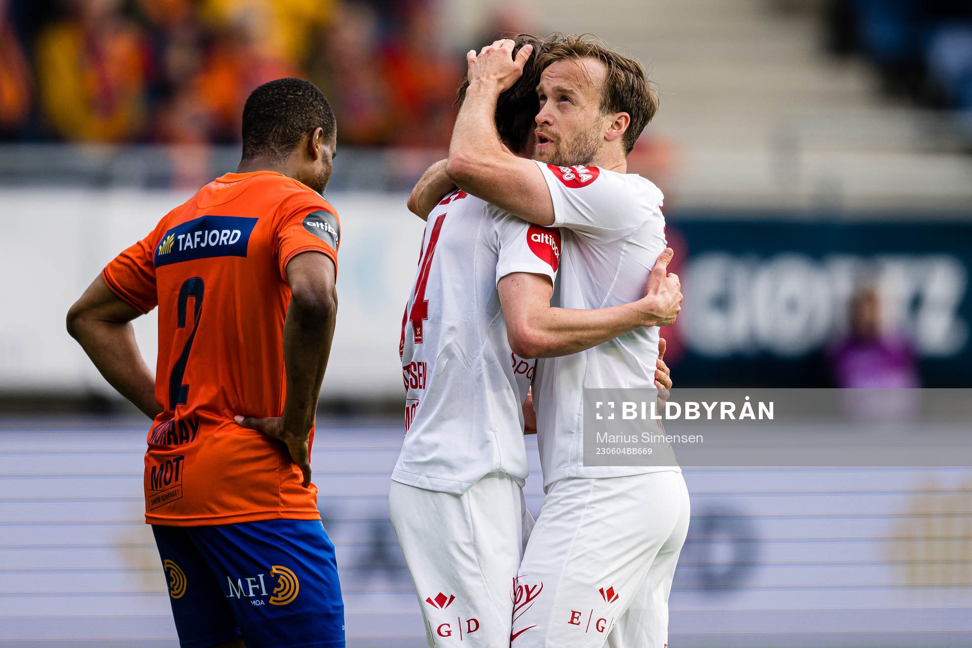 Ulrik Mathisen of Brann celebrates after scoring the 1-3 goal during the Eliteserien match between Aalesund and Brann on June 4, 2023 in Ålesund.
