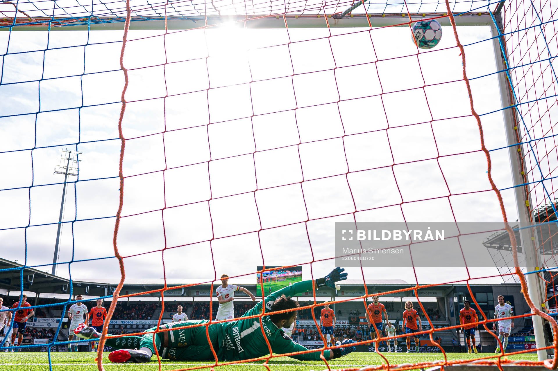 Sivert Heltne Nilsen of Brann scores the 1-1 goal