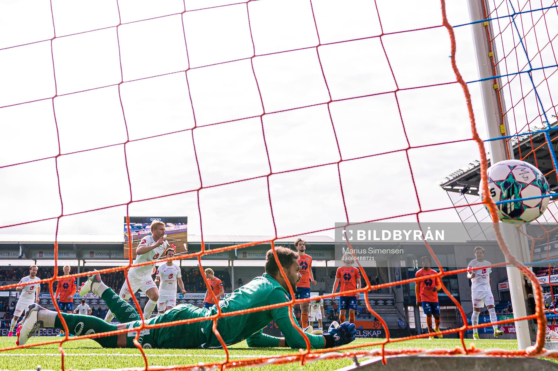 Sivert Heltne Nilsen of Brann scores the 1-1 goal