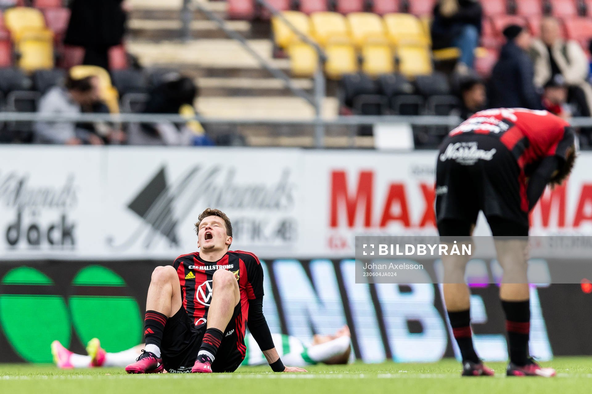 Östersunds Myroslav Mazur deppar