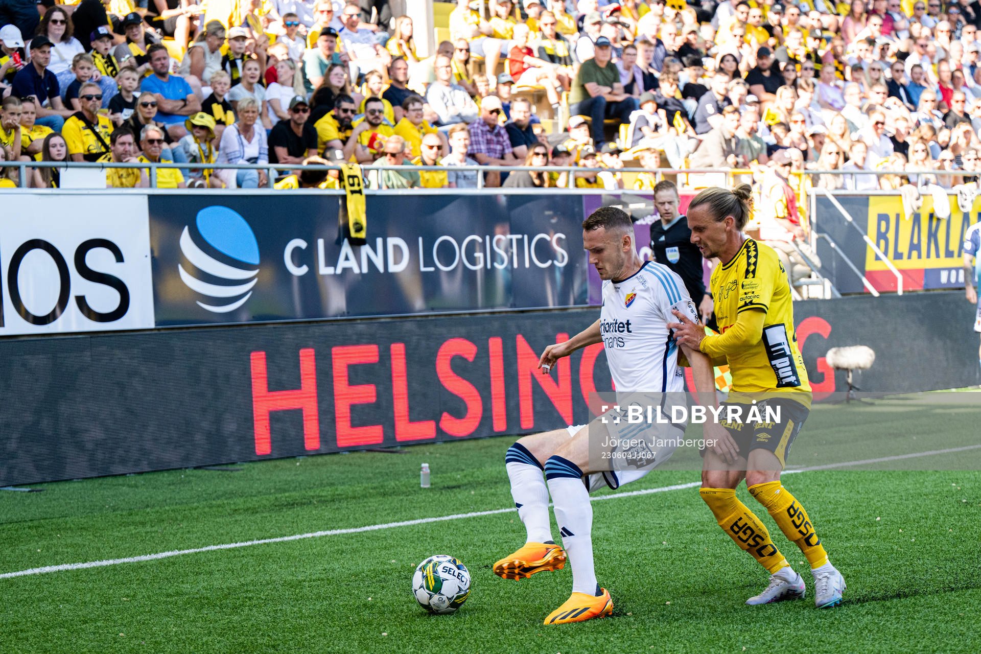 Djurgårdens Piotr Johansson och Elfsborgs Niklas Hult