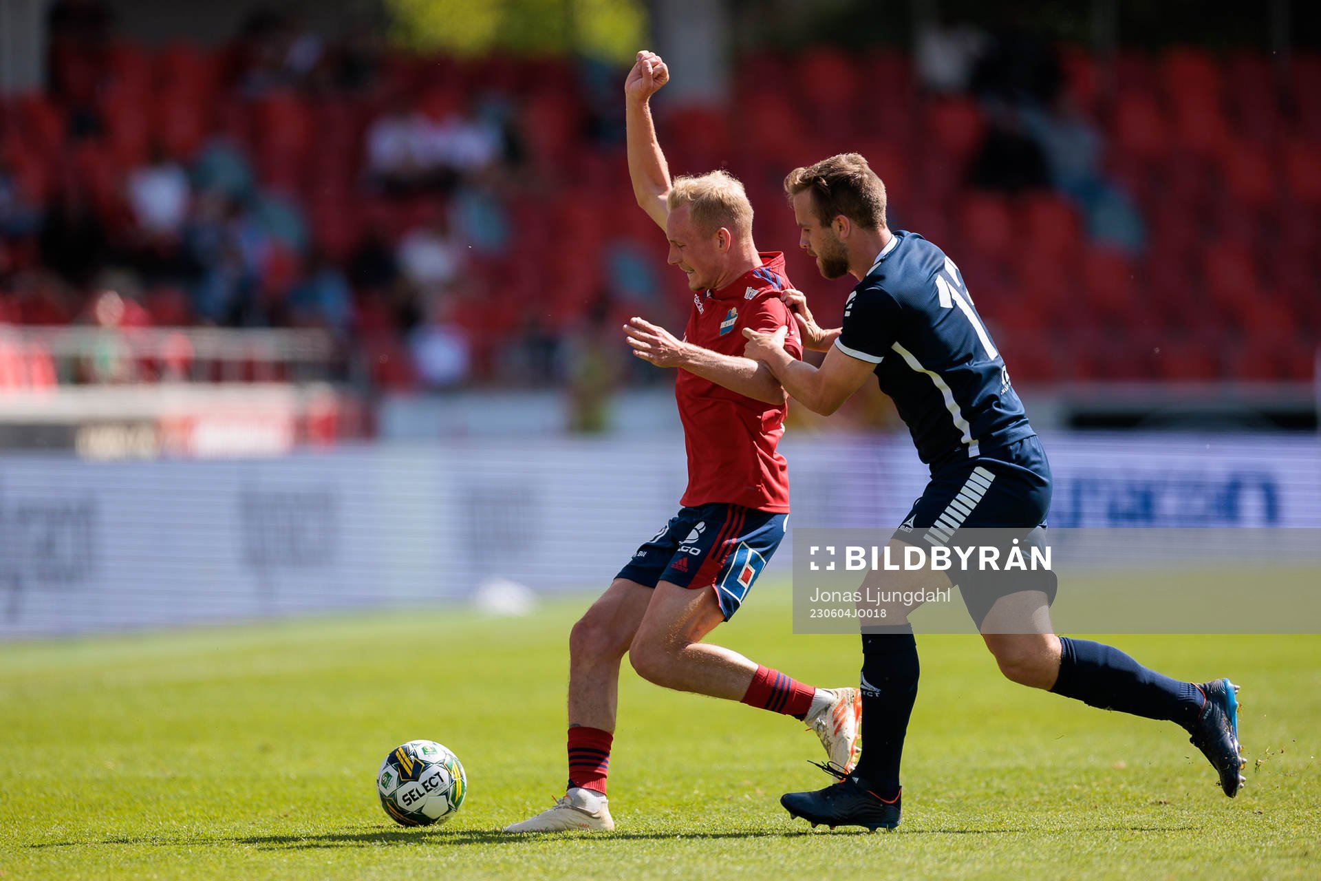 Östers Adam Bergmark Wiberg och Utsiktens Erik Gunnarsson