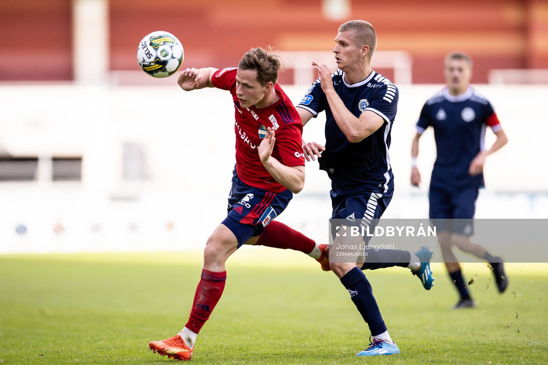 Östers Alex Thor Hauksson och Utsiktens Lucas Hedlund