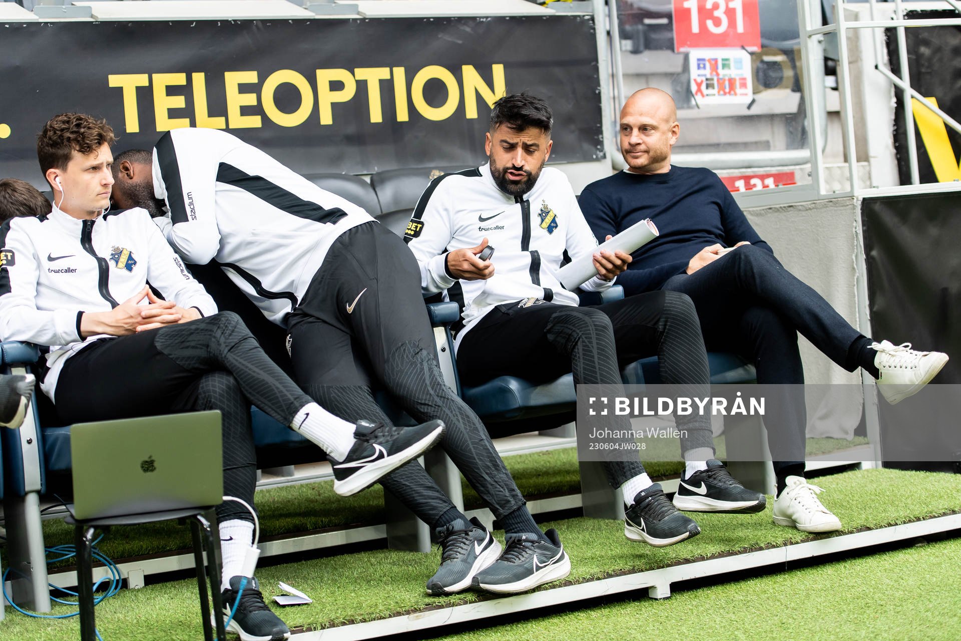 AIKs assisterande tränare Mesut Meral och tränare Andreas