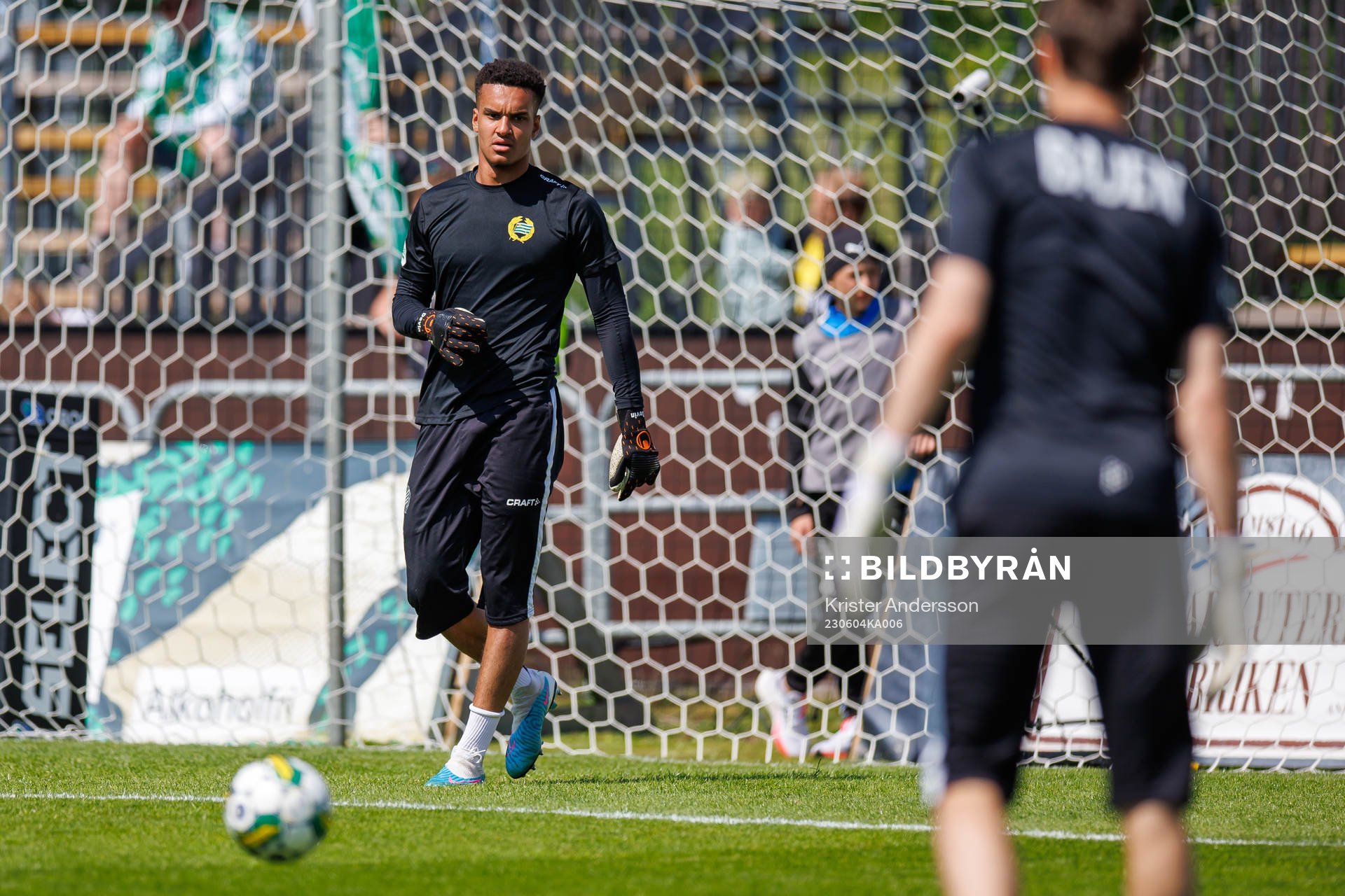 Hammarbys målvakt Oliver Dovin