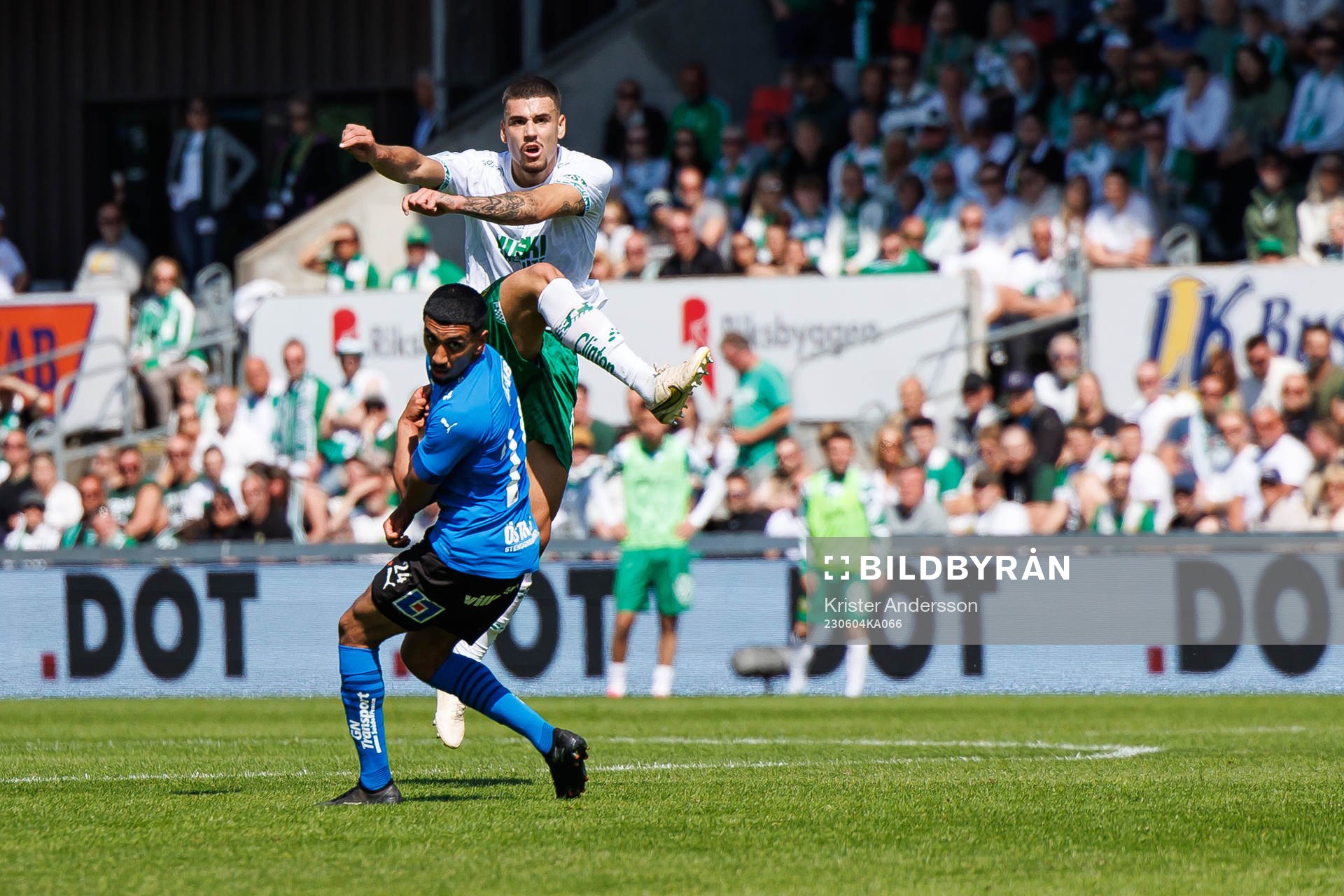 Hammarbys Edvin Kurtulus och Halmstads Amir Al-Ammari