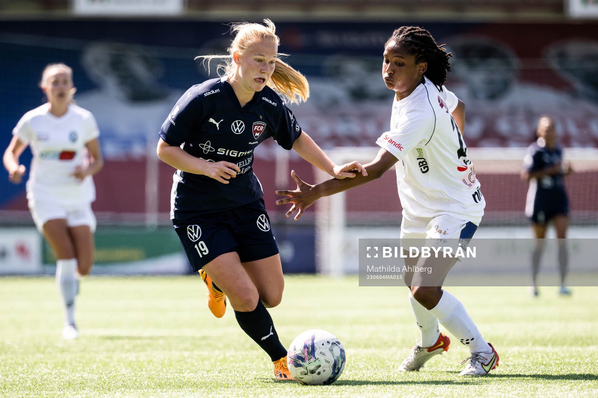 FC Rosengårds Sofie Bruun Bredgaard och Växjö DFFs Eva