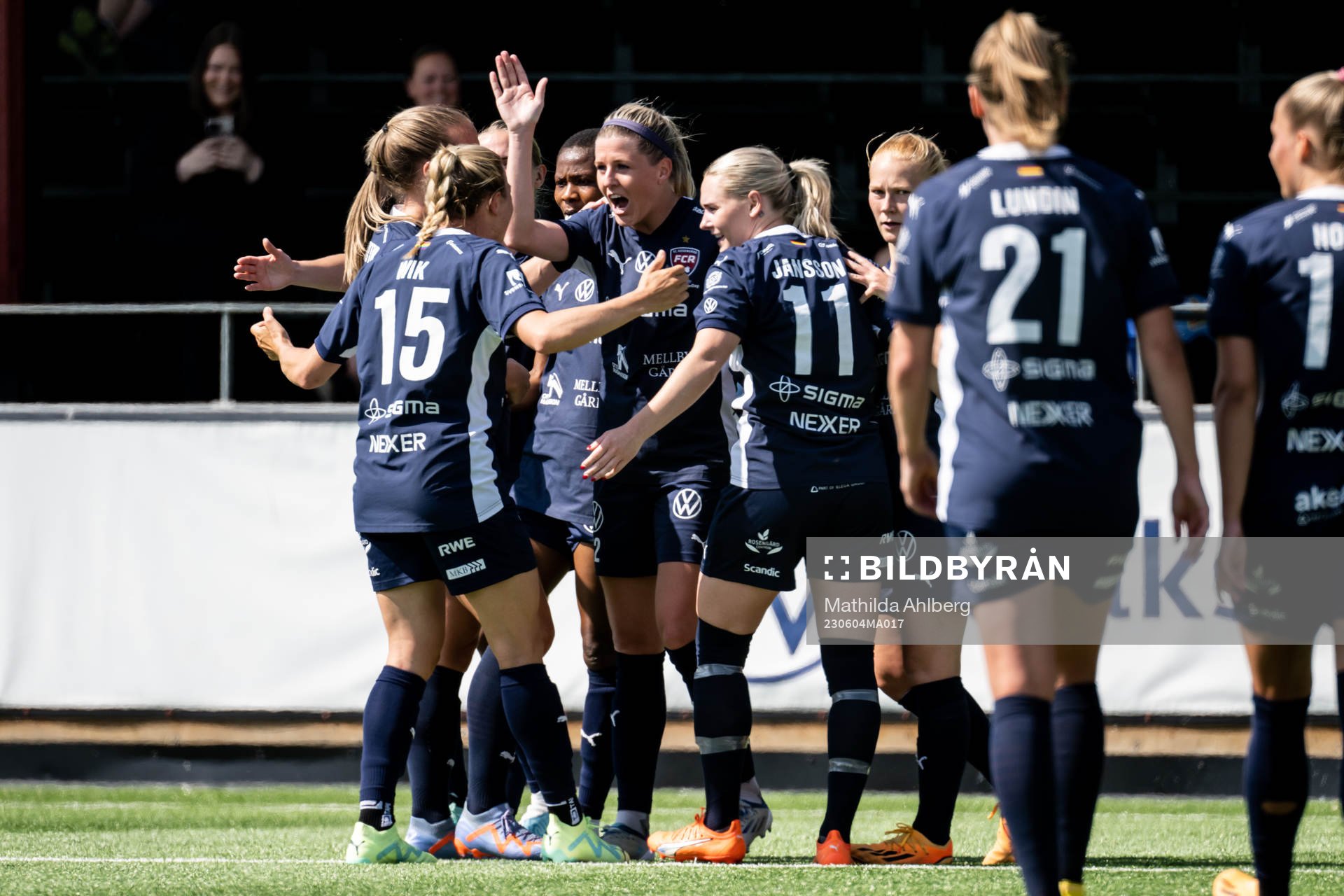 FC Rosengårds Olivia Schough jublar