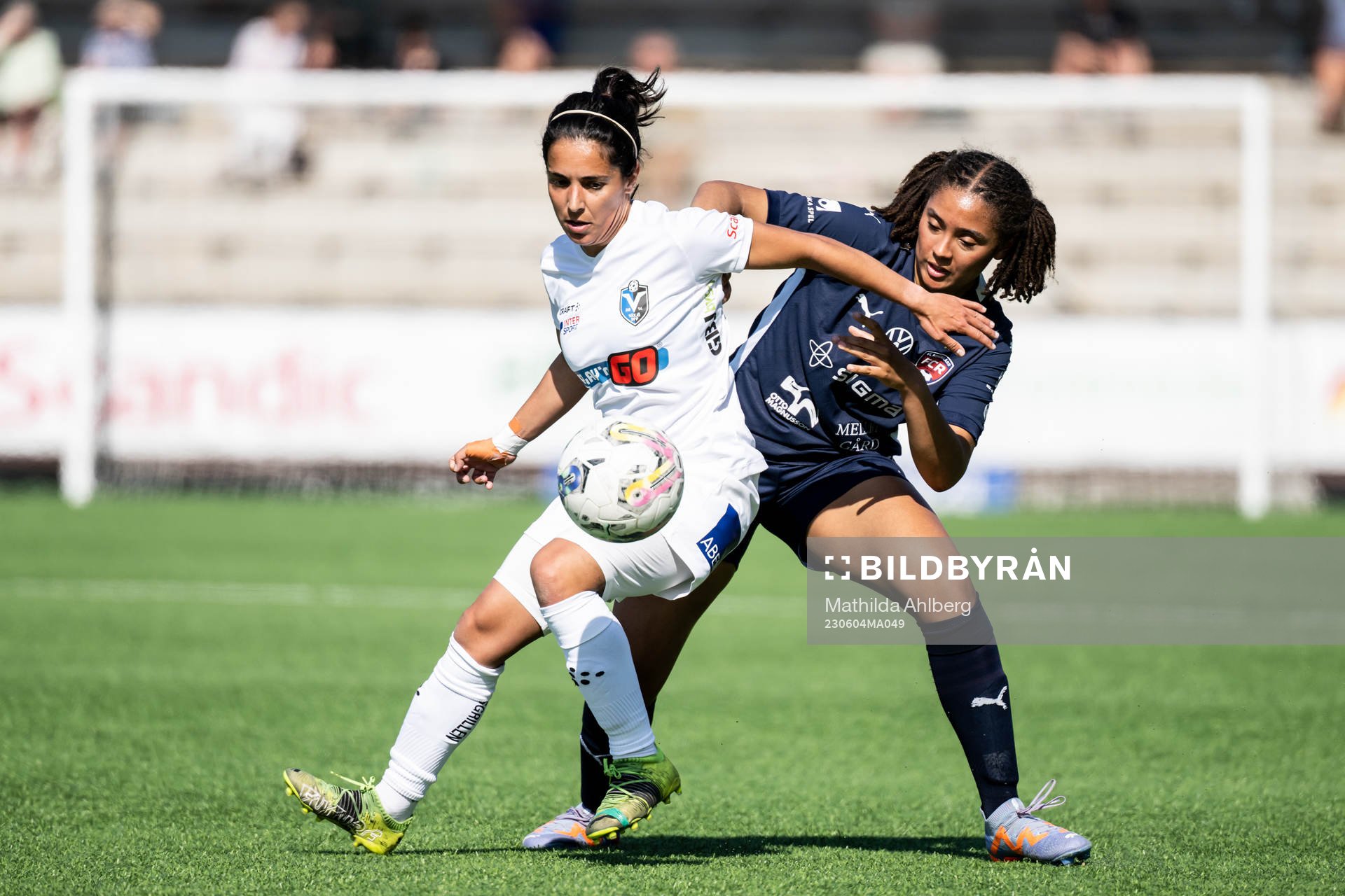 Växjö DFFs Rosa Herreros Ossorio och FC Rosengårds