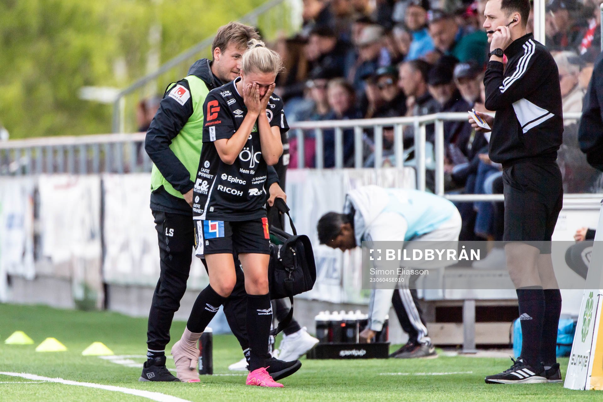 Örebros Ida Björnberg utgår skadad