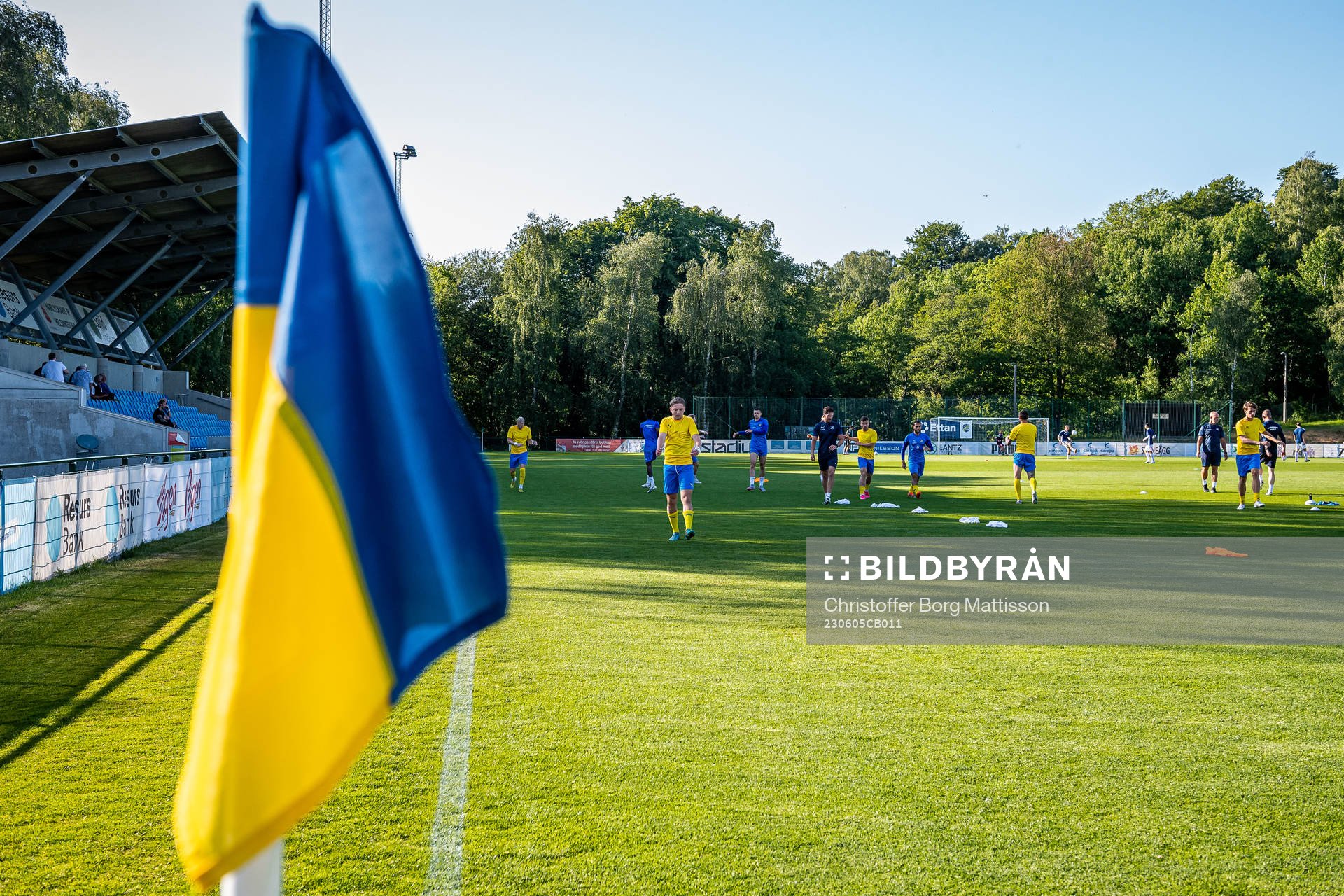Eskilsminne IFs spelare värmer upp