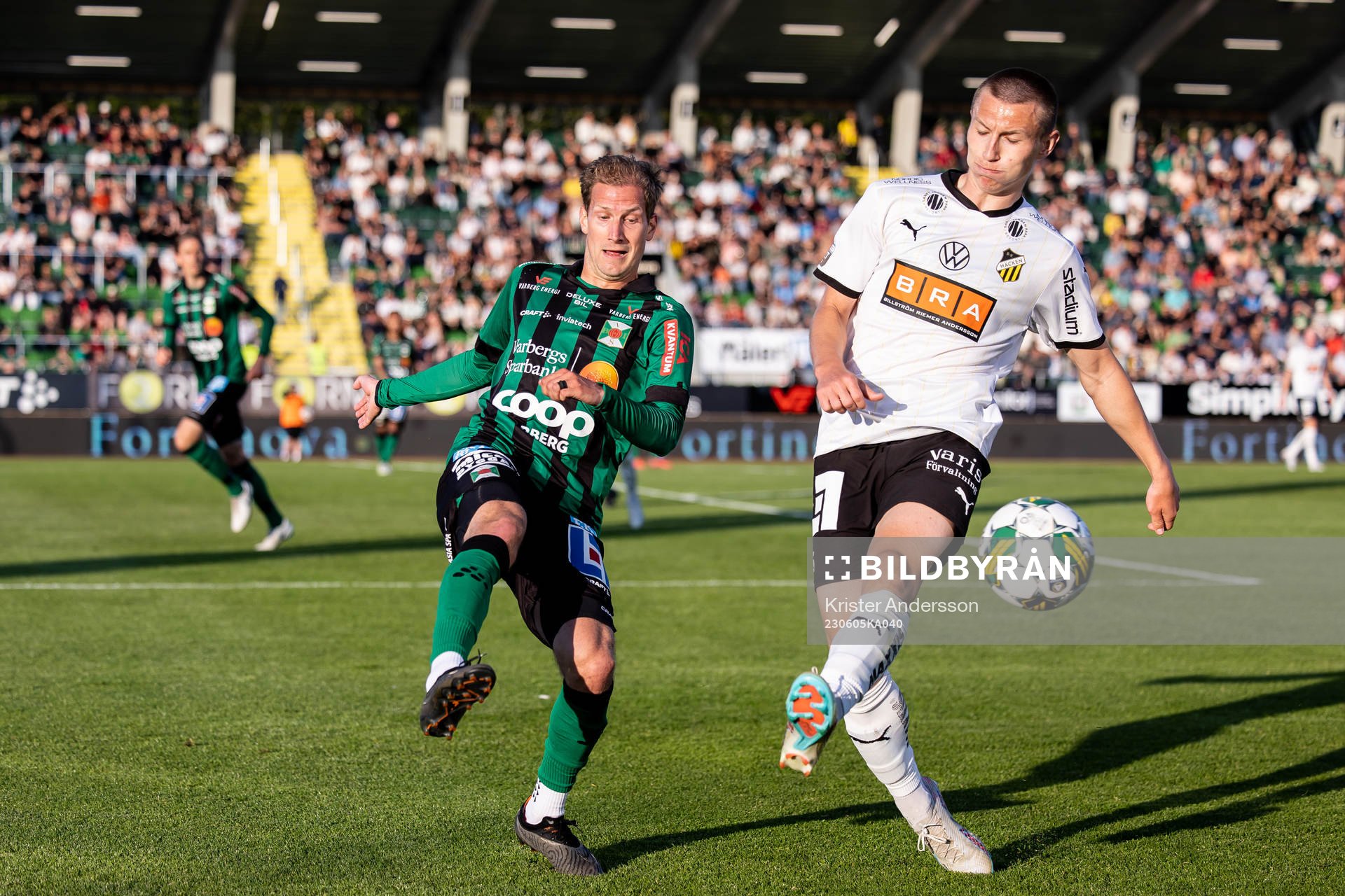Varbergs Oliver Silverholt och Häckens Kristoffer Lund