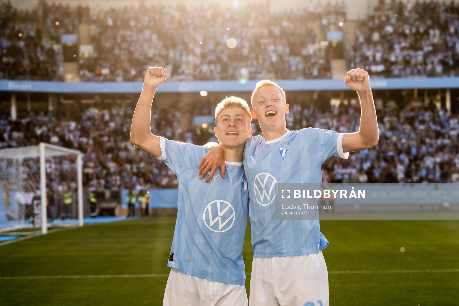 Malmö FFs Hugo Bolin och Hugo Larsson jublar