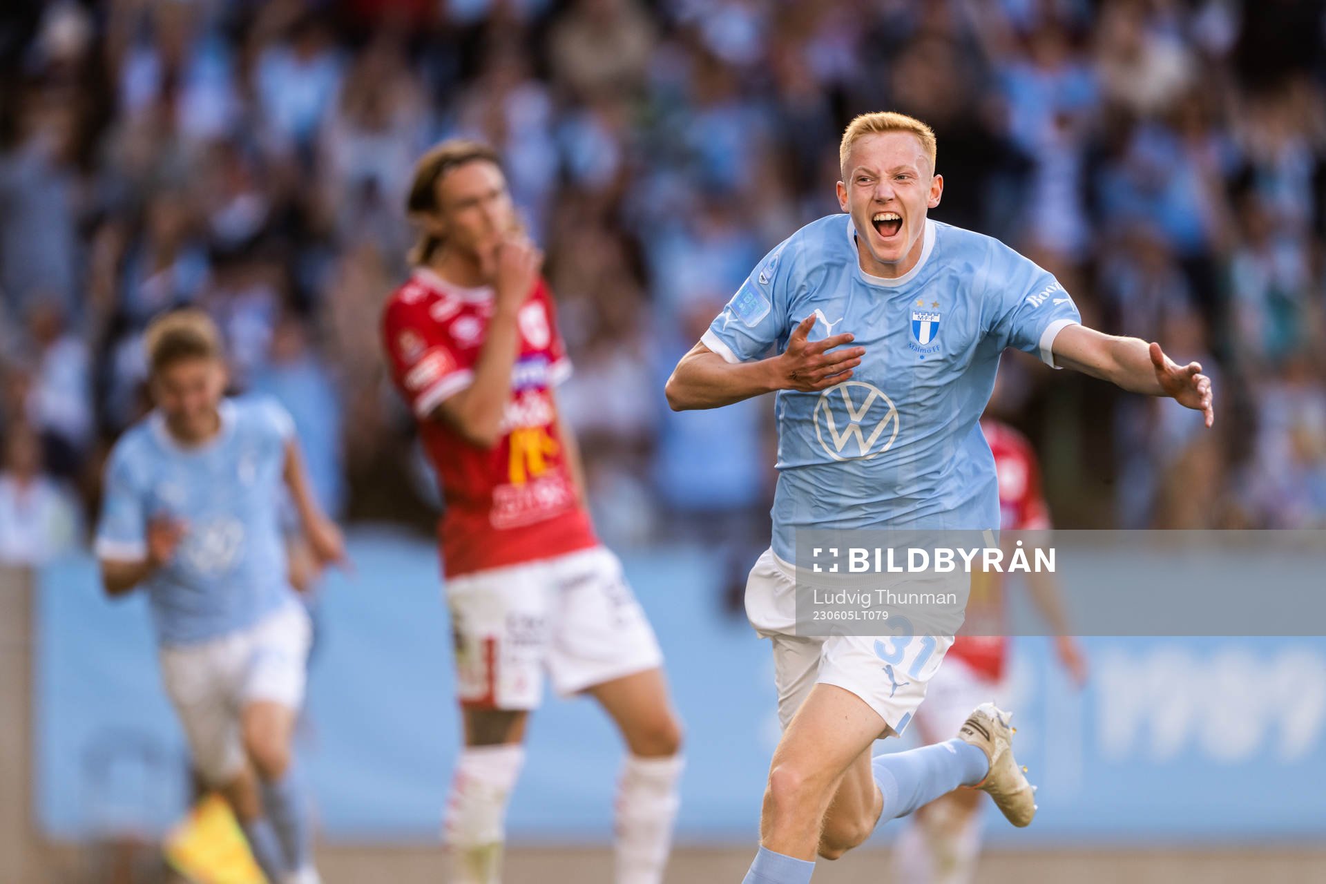 Malmö FFs Hugo Larsson jublar
