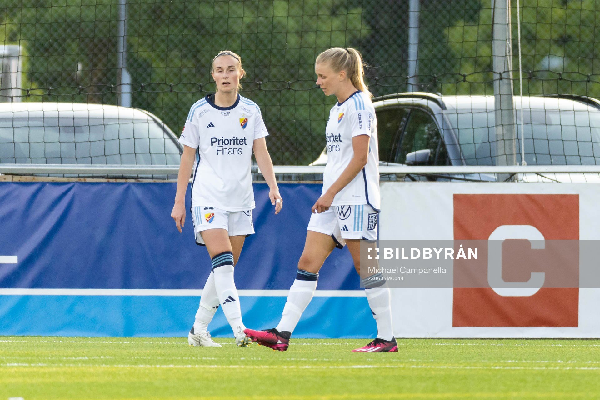 Djurgårdens Kamilla Lilhammer Karlsen och Matilda Plan